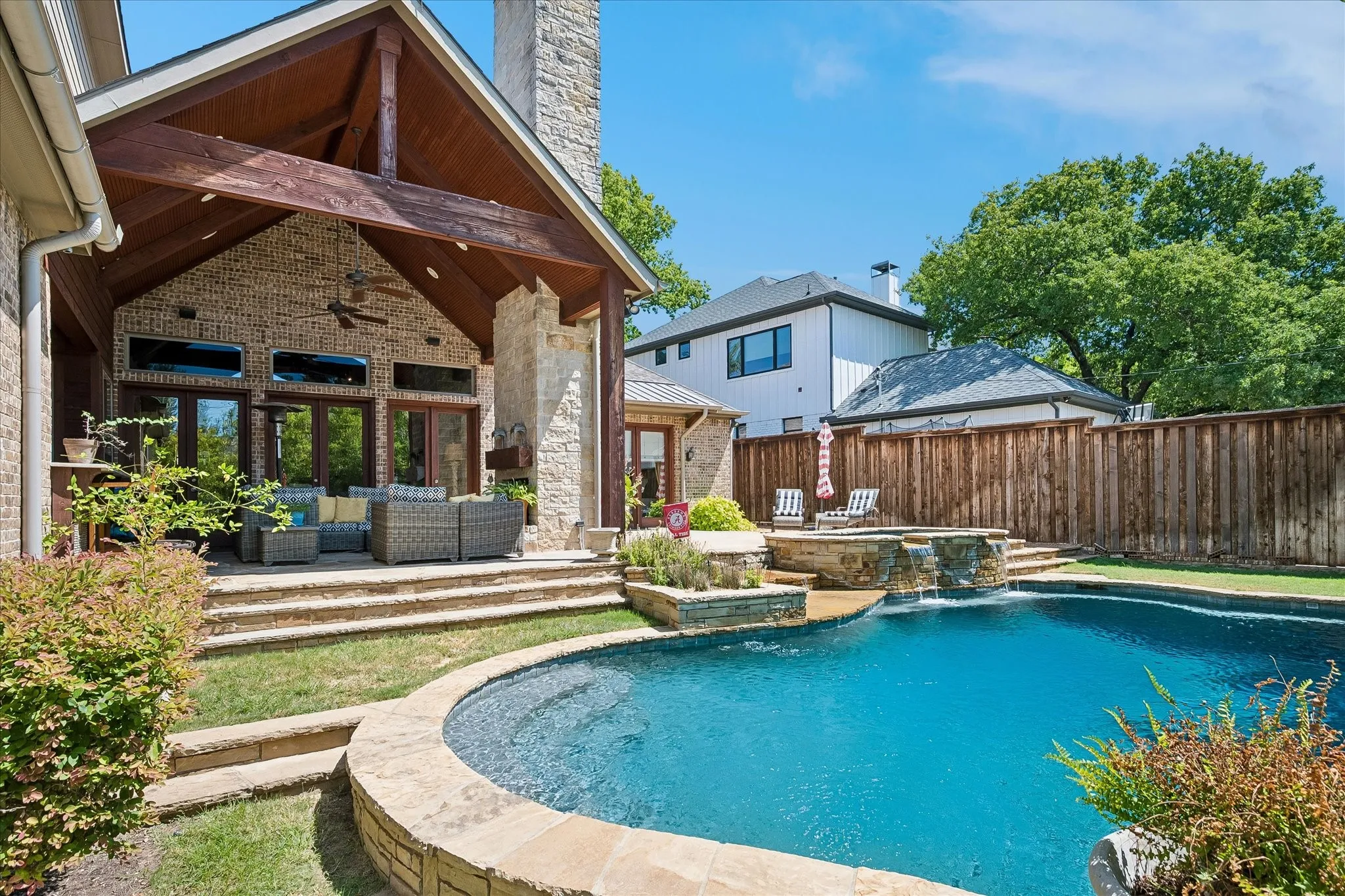 Single Family Residence For Sale in Dallas County , 9434 Dartridge Drive, Dallas, Texas 75238, 5 Bedroom, 5 Bathroom, 2 Garage spaces, 5,039 Sqft, built in 2013, mls#21356418, Real Estate Agent in Dallas, Homes For Sale in Dallas county, Homes For Sale in Dallas, Realtor in Dallas Texas, Real Estate Brokerage Independent Realty Texas, Luminita Cordes Realtor
