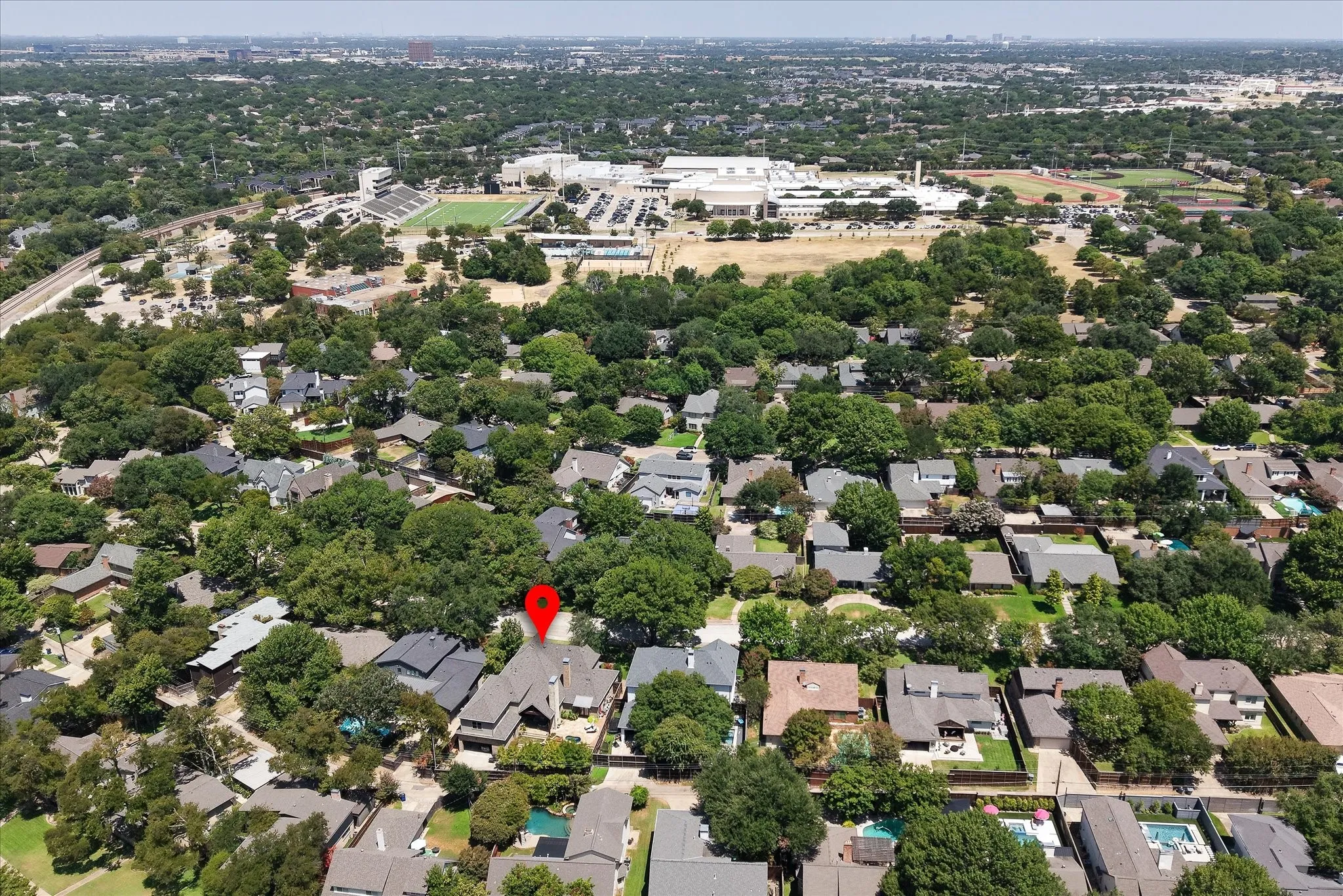 Single Family Residence For Sale in Dallas County , 9434 Dartridge Drive, Dallas, Texas 75238, 5 Bedroom, 5 Bathroom, 2 Garage spaces, 5,039 Sqft, built in 2013, mls#21356418, Real Estate Agent in Dallas, Homes For Sale in Dallas county, Homes For Sale in Dallas, Realtor in Dallas Texas, Real Estate Brokerage Independent Realty Texas, Luminita Cordes Realtor