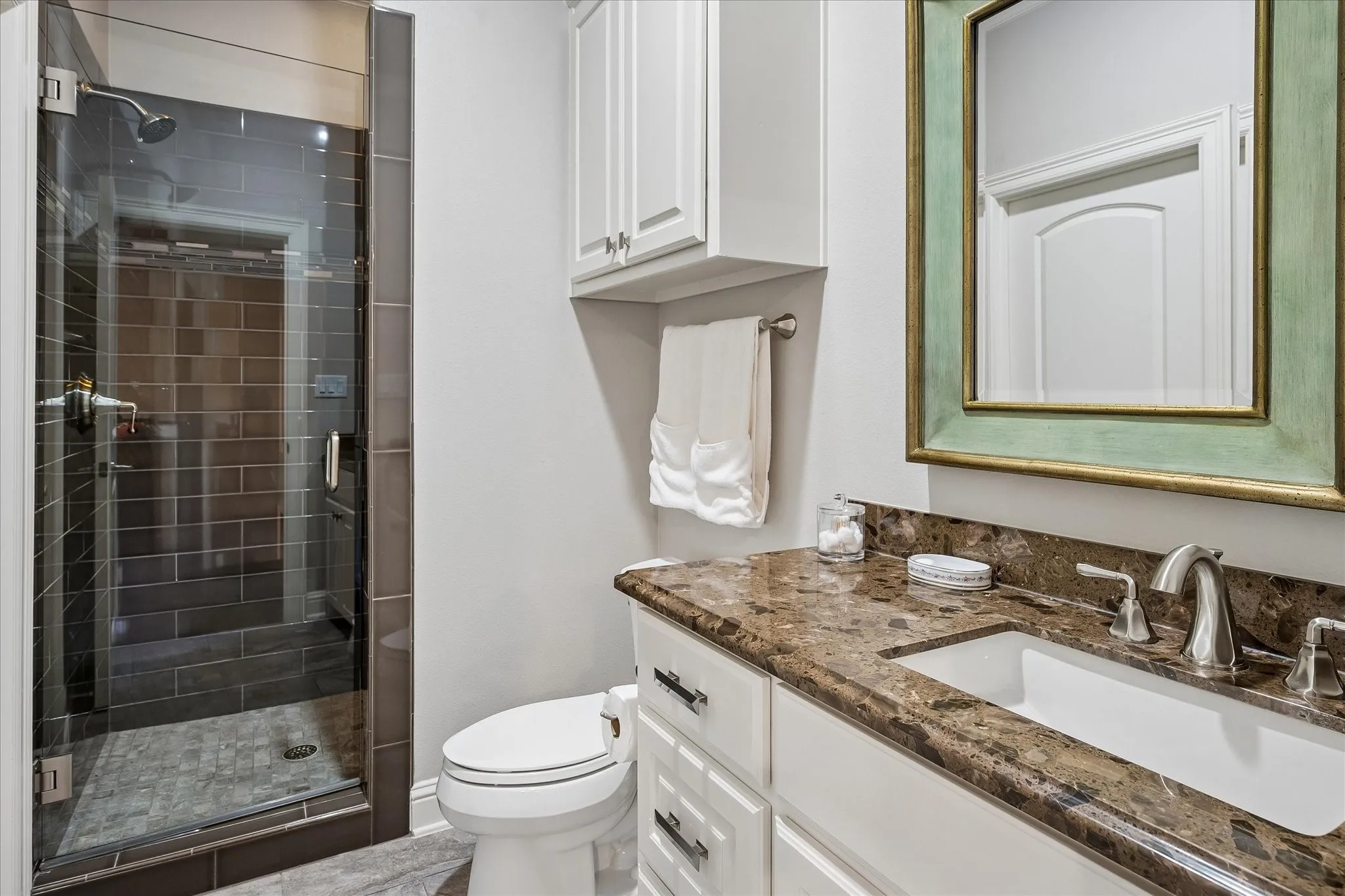 Single Family Residence For Sale in Dallas County , 9434 Dartridge Drive, Dallas, Texas 75238, 5 Bedroom, 5 Bathroom, 2 Garage spaces, 5,039 Sqft, built in 2013, mls#21356418, Real Estate Agent in Dallas, Homes For Sale in Dallas county, Homes For Sale in Dallas, Realtor in Dallas Texas, Real Estate Brokerage Independent Realty Texas, Luminita Cordes Realtor