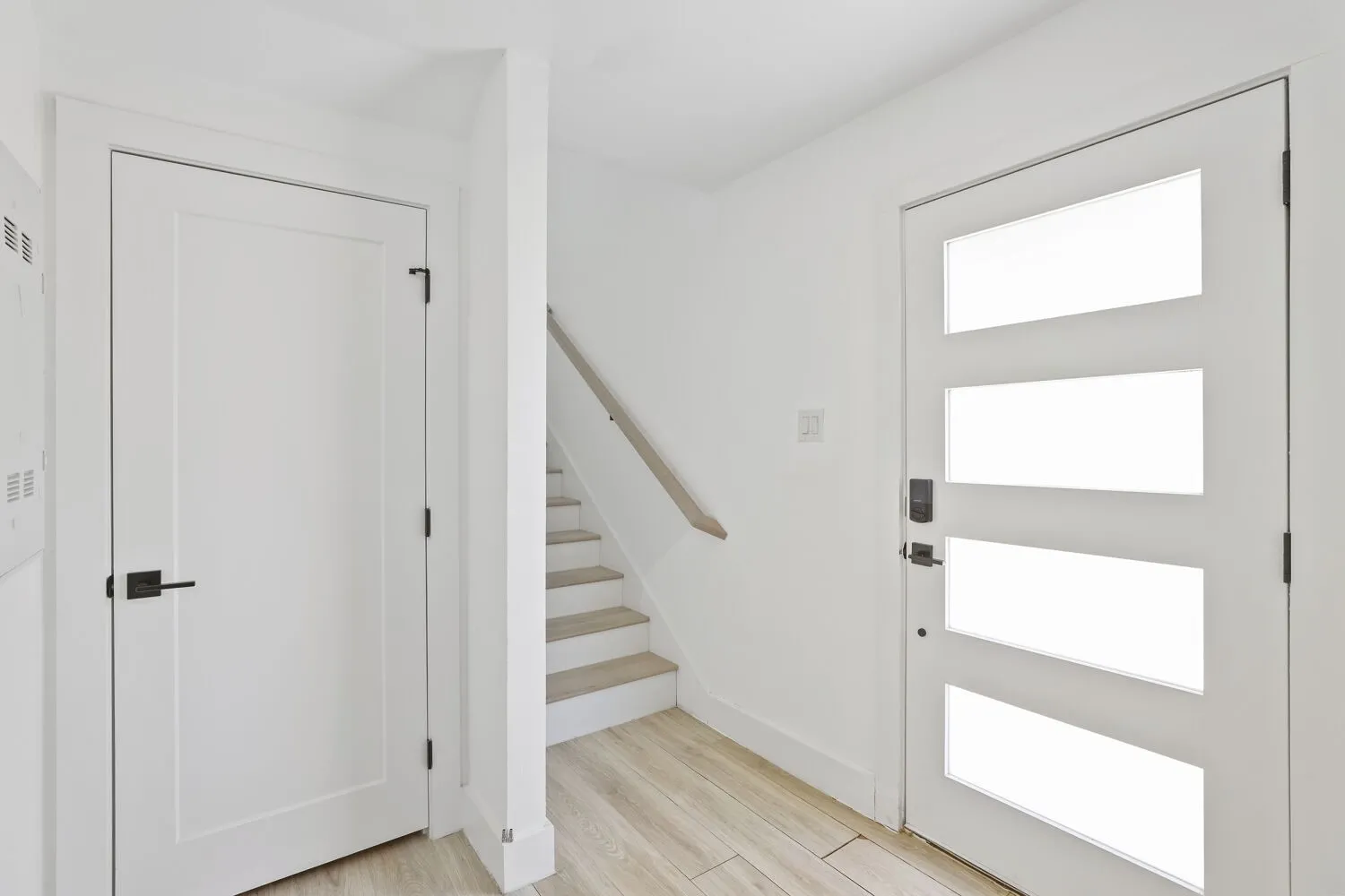 Single Family Residence For Rent in Dallas County , 2614 N Carroll Avenue 101, Dallas, Texas 75204, 3 Bedroom, 3 Bathroom, 3 Garage spaces, 1,530 Sqft, built in 2022, mls#21358966, Real Estate Agent in Dallas, Homes For Rent in Dallas county, Homes For Rent in Dallas, Realtor in Dallas Texas, Real Estate Brokerage Independent Realty Texas, Luminita Cordes Realtor