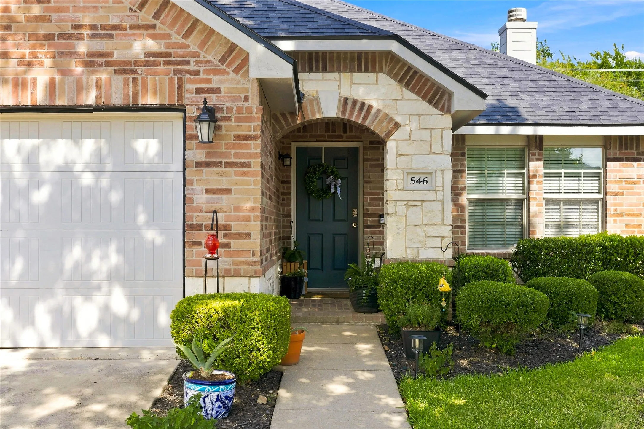 Single Family Residence For Sale in Rockwall County , 546 Laurel Lane, Fate, Texas 75087, 3 Bedroom, 2 Bathroom, 2 Garage spaces, 1,869 Sqft, built in 2007, mls#21358914, Real Estate Agent in Fate, Homes For Sale in Rockwall county, Homes For Sale in Fate, Realtor in Fate Texas, Real Estate Brokerage Independent Realty Texas, Luminita Cordes Realtor