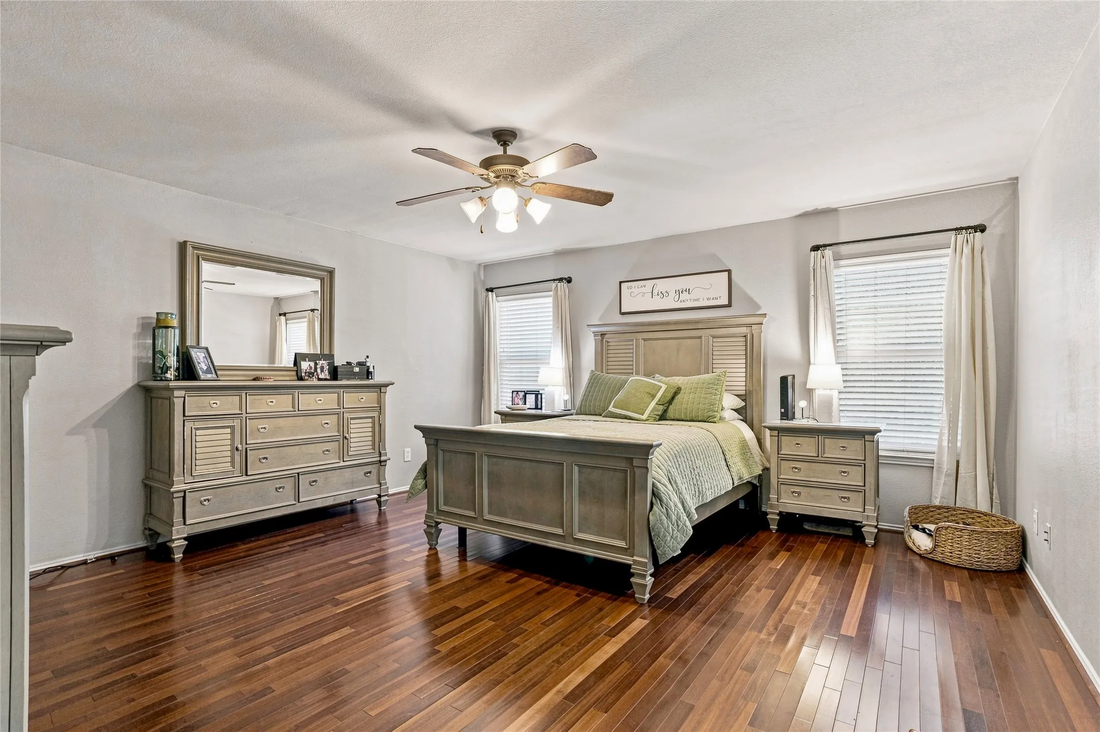 Single Family Residence For Sale in Rockwall County , 546 Laurel Lane, Fate, Texas 75087, 3 Bedroom, 2 Bathroom, 2 Garage spaces, 1,869 Sqft, built in 2007, mls#21358914, Real Estate Agent in Fate, Homes For Sale in Rockwall county, Homes For Sale in Fate, Realtor in Fate Texas, Real Estate Brokerage Independent Realty Texas, Luminita Cordes Realtor