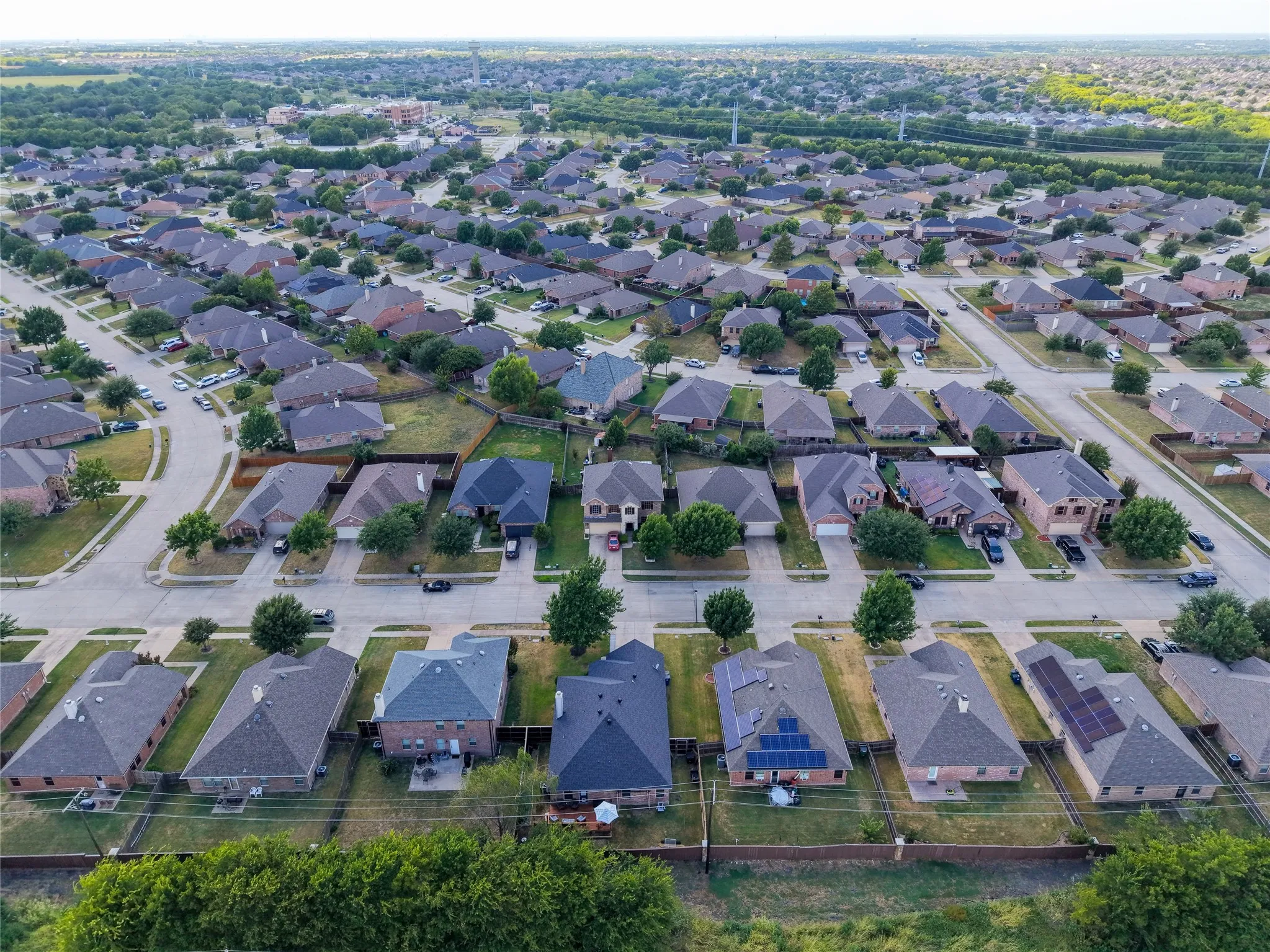 Single Family Residence For Sale in Rockwall County , 546 Laurel Lane, Fate, Texas 75087, 3 Bedroom, 2 Bathroom, 2 Garage spaces, 1,869 Sqft, built in 2007, mls#21358914, Real Estate Agent in Fate, Homes For Sale in Rockwall county, Homes For Sale in Fate, Realtor in Fate Texas, Real Estate Brokerage Independent Realty Texas, Luminita Cordes Realtor