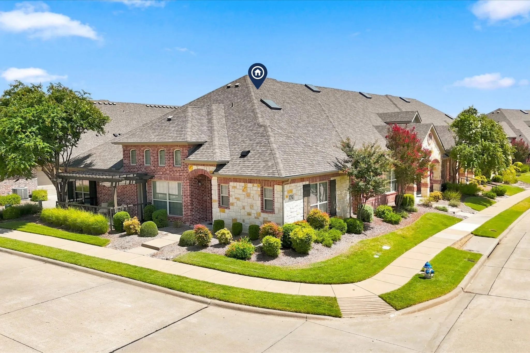 Townhouse For Sale in Collin County , 5702 Murray Farm Drive, Fairview, Texas 75069, 2 Bedroom, 2 Bathroom, 2 Garage spaces, 1,457 Sqft, built in 2011, mls#21354832, Real Estate Agent in Fairview, Homes For Sale in Collin county, Homes For Sale in Fairview, Realtor in Fairview Texas, Real Estate Brokerage Independent Realty Texas, Luminita Cordes Realtor