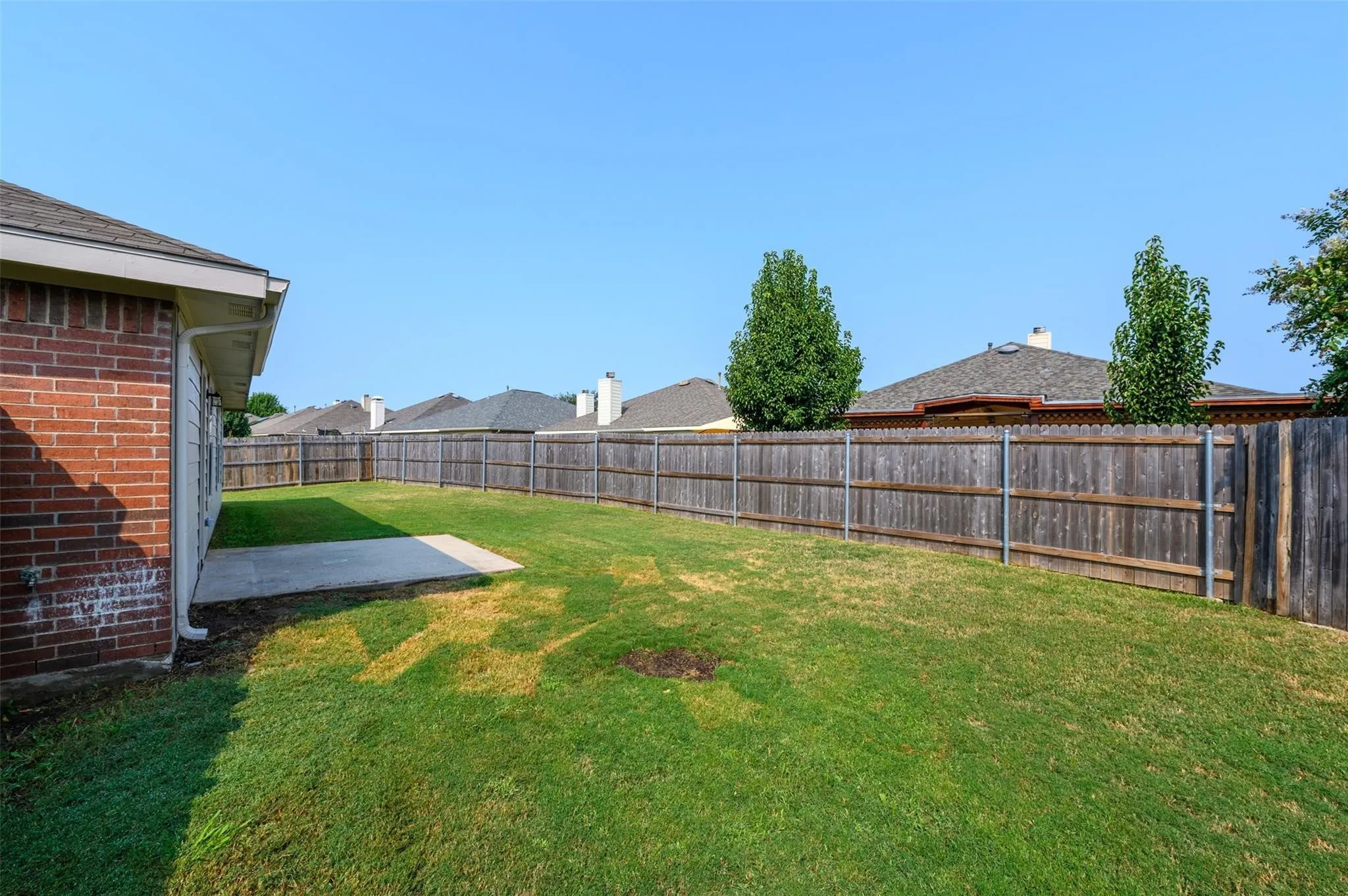 Single Family Residence For Rent in Tarrant County , 1232 Round Pen Run, Fort Worth, Texas 76052, 4 Bedroom, 2 Bathroom, 2 Garage spaces, 2,064 Sqft, built in 2006, mls#21356534, Real Estate Agent in Fort Worth, Homes For Rent in Tarrant county, Homes For Rent in Fort Worth, Realtor in Fort Worth Texas, Real Estate Brokerage Independent Realty Texas, Luminita Cordes Realtor