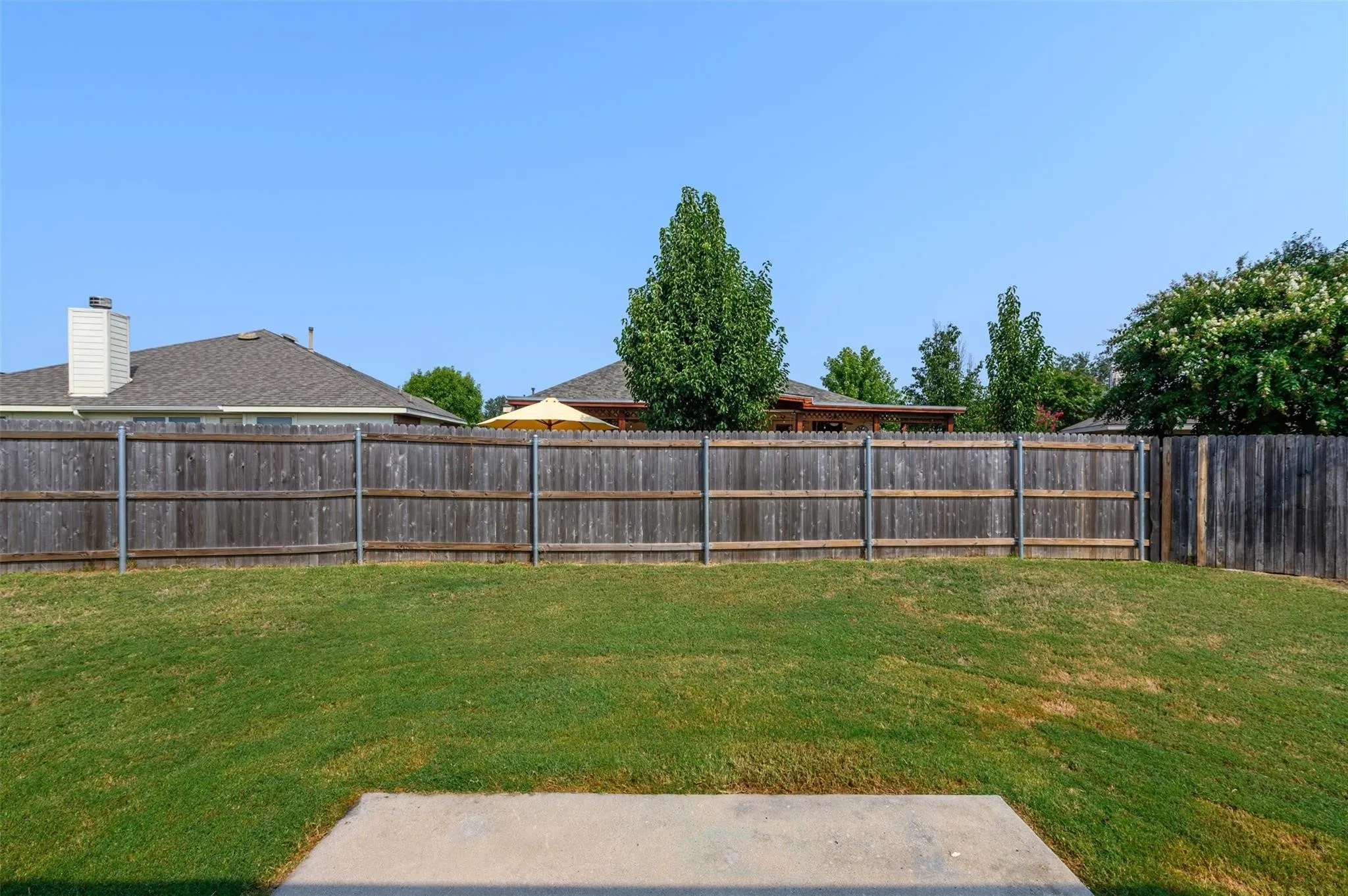 Single Family Residence For Rent in Tarrant County , 1232 Round Pen Run, Fort Worth, Texas 76052, 4 Bedroom, 2 Bathroom, 2 Garage spaces, 2,064 Sqft, built in 2006, mls#21356534, Real Estate Agent in Fort Worth, Homes For Rent in Tarrant county, Homes For Rent in Fort Worth, Realtor in Fort Worth Texas, Real Estate Brokerage Independent Realty Texas, Luminita Cordes Realtor