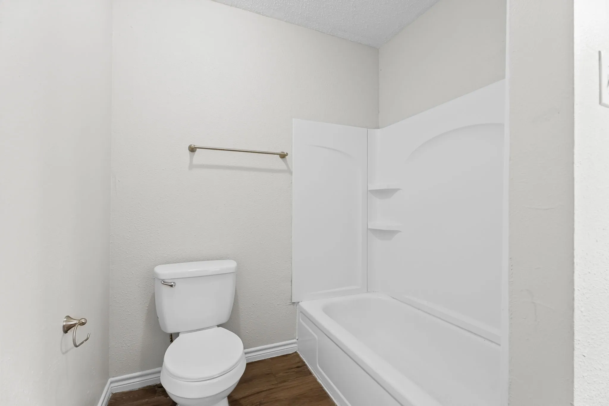 Apartment For Sale in Gregg County , 429 Johnson St, Longview, Texas 75602, 0, 0, Garage spaces, 0 Sqft, built in 1974, Price $1,150,000, mls#21358849, Real Estate Agent in Longview, Homes For Sale in Gregg county, Homes For Sale in Longview, Realtor in Longview Texas, Real Estate Brokerage Independent Realty Texas, Luminita Cordes Realtor