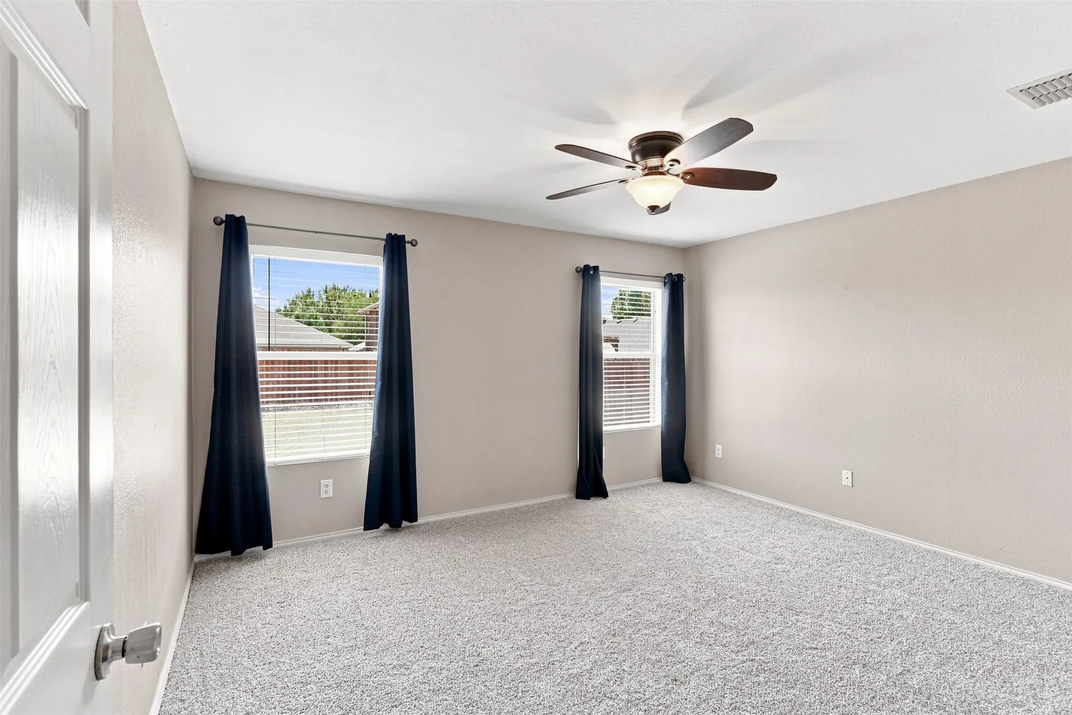Single Family Residence For Sale in Collin County , 1217 Bellevue Drive, Princeton, Texas 75407, 3 Bedroom, 2 Bathroom, 2 Garage spaces, 1,439 Sqft, built in 2006, mls#21355267, Real Estate Agent in Princeton, Homes For Sale in Collin county, Homes For Sale in Princeton, Realtor in Princeton Texas, Real Estate Brokerage Independent Realty Texas, Luminita Cordes Realtor