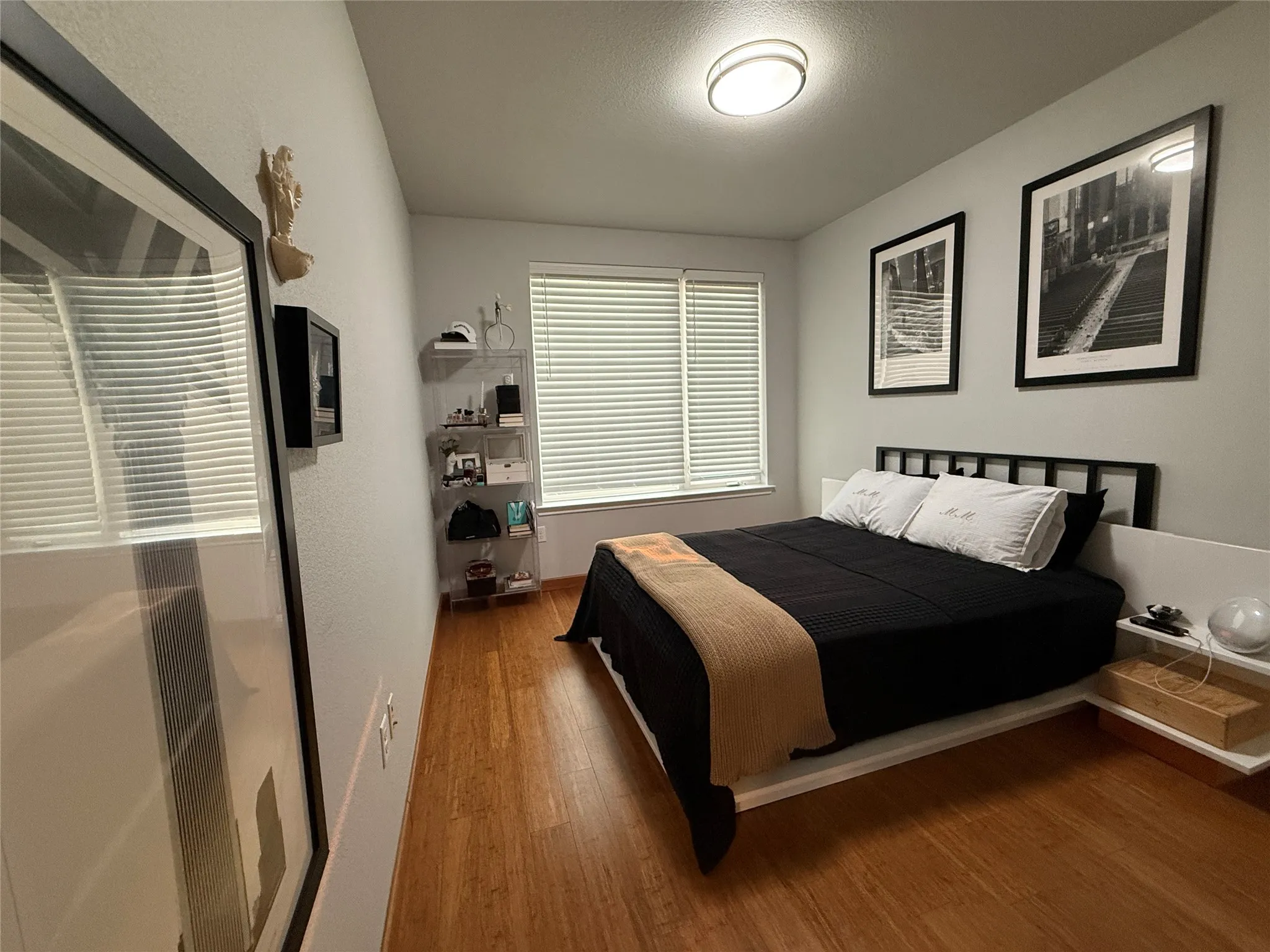 Condominium For Sale in Dallas County , 1220 W Trinity Mills Road 3010, Carrollton, Texas 75006, 1 Bedroom, 2 Bathroom, 1 Garage spaces, 1,055 Sqft, built in 2016, mls#21358791, Real Estate Agent in Carrollton, Homes For Sale in Dallas county, Homes For Sale in Carrollton, Realtor in Carrollton Texas, Real Estate Brokerage Independent Realty Texas, Luminita Cordes Realtor
