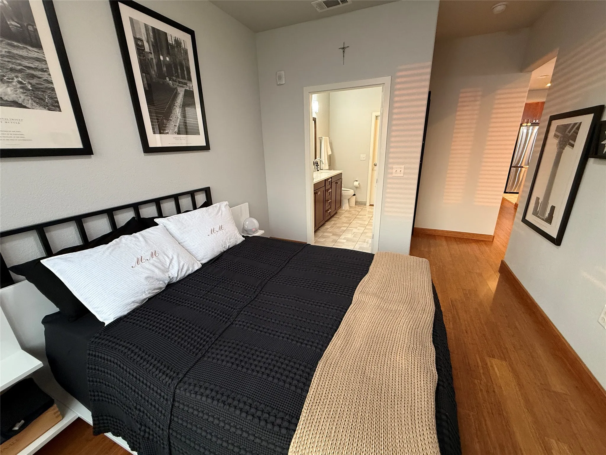 Condominium For Sale in Dallas County , 1220 W Trinity Mills Road 3010, Carrollton, Texas 75006, 1 Bedroom, 2 Bathroom, 1 Garage spaces, 1,055 Sqft, built in 2016, mls#21358791, Real Estate Agent in Carrollton, Homes For Sale in Dallas county, Homes For Sale in Carrollton, Realtor in Carrollton Texas, Real Estate Brokerage Independent Realty Texas, Luminita Cordes Realtor