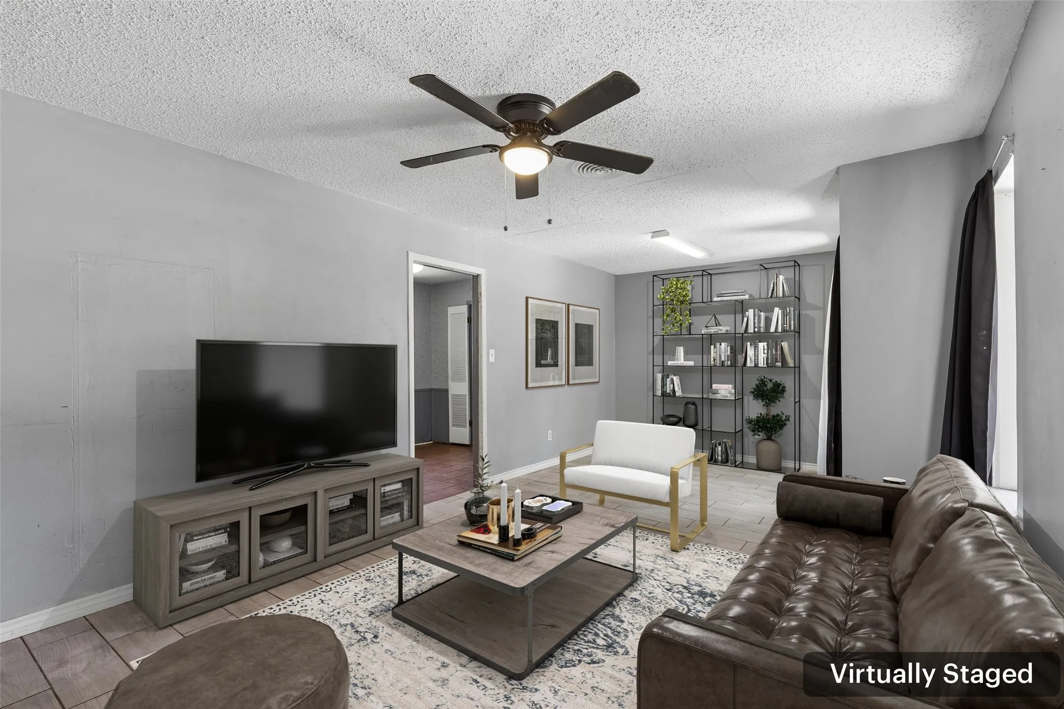 Single Family Residence For Sale in Tarrant County , 6153 Walla Avenue, Fort Worth, Texas 76133, 3 Bedroom, 2 Bathroom, 2 Garage spaces, 1,766 Sqft, built in 1964, mls#21359011, Real Estate Agent in Fort Worth, Homes For Sale in Tarrant county, Homes For Sale in Fort Worth, Realtor in Fort Worth Texas, Real Estate Brokerage Independent Realty Texas, Luminita Cordes Realtor