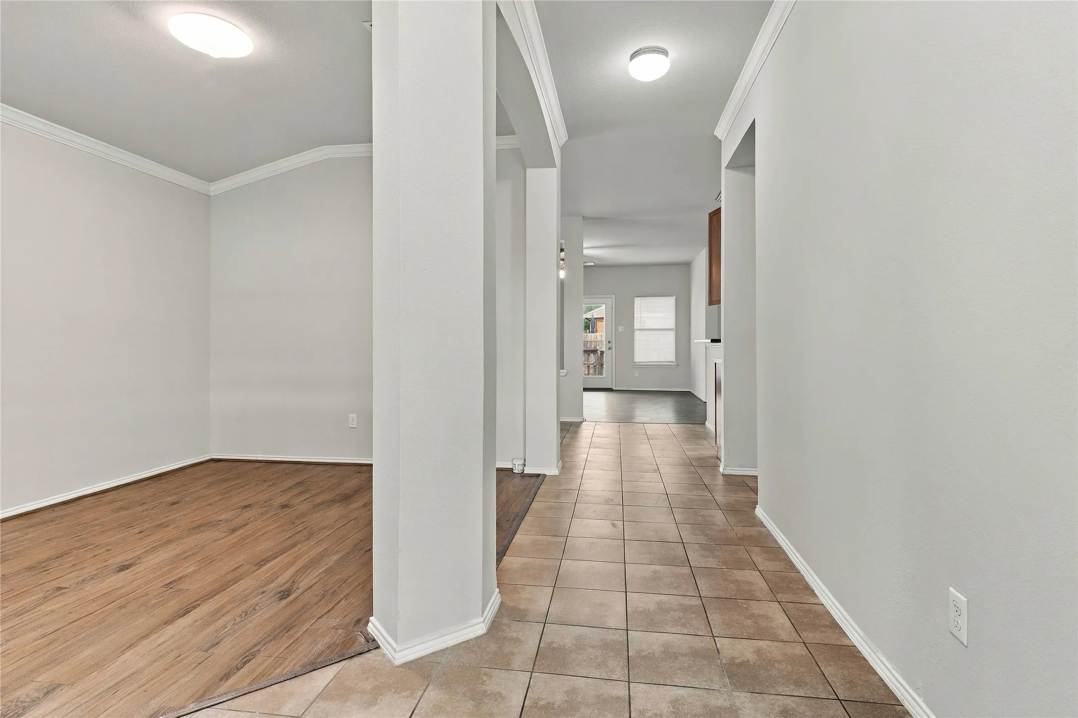 Single Family Residence For Sale in Travis County , 20121 Harrier Flight Trail, Pflugerville, Texas 78660, 4 Bedroom, 2 Bathroom, 2 Garage spaces, 1,936 Sqft, built in 2008, mls#21358955, Real Estate Agent in Pflugerville, Homes For Sale in Travis county, Homes For Sale in Pflugerville, Realtor in Pflugerville Texas, Real Estate Brokerage Independent Realty Texas, Luminita Cordes Realtor
