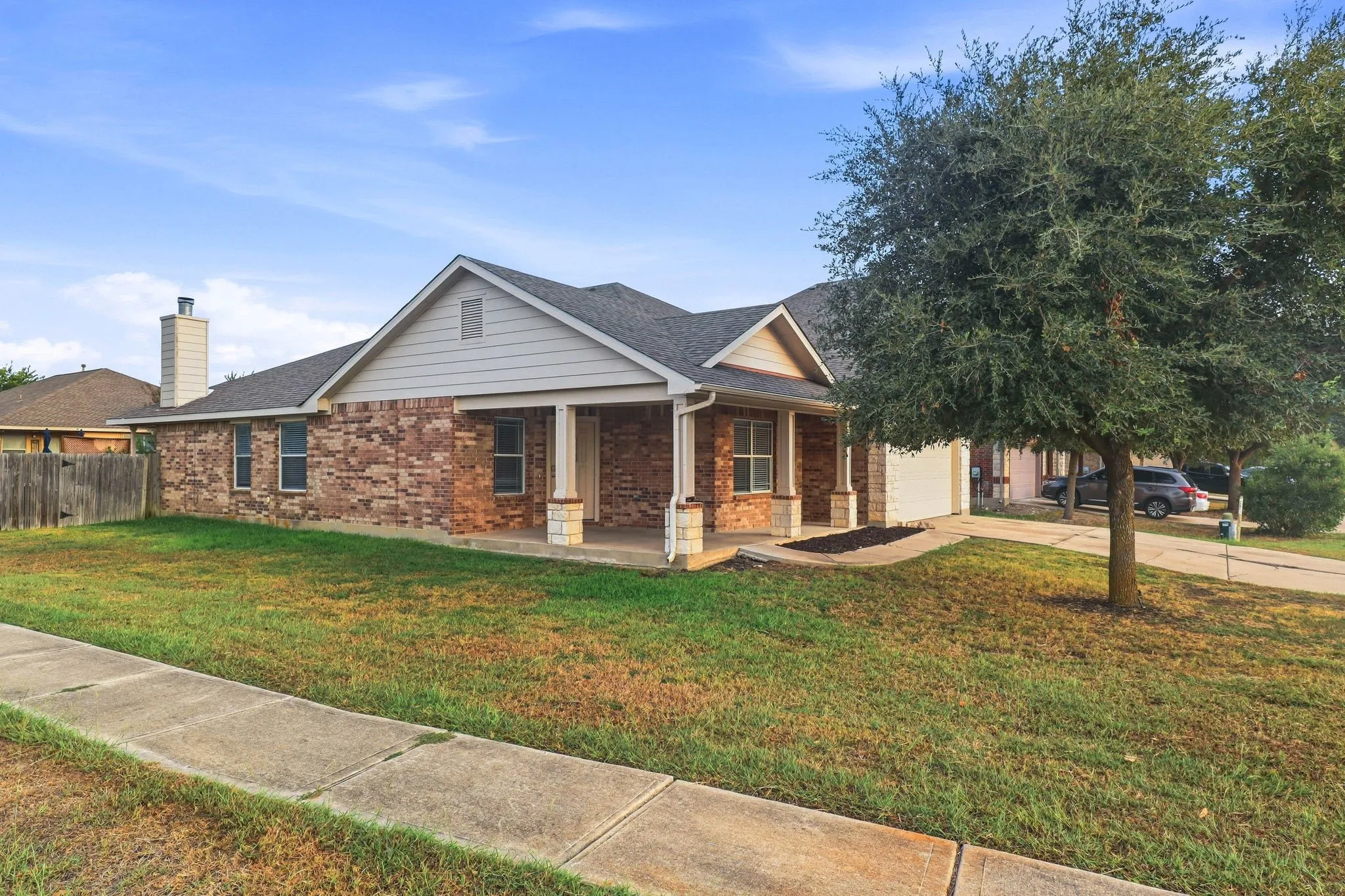 Single Family Residence For Sale in Travis County , 20121 Harrier Flight Trail, Pflugerville, Texas 78660, 4 Bedroom, 2 Bathroom, 2 Garage spaces, 1,936 Sqft, built in 2008, mls#21358955, Real Estate Agent in Pflugerville, Homes For Sale in Travis county, Homes For Sale in Pflugerville, Realtor in Pflugerville Texas, Real Estate Brokerage Independent Realty Texas, Luminita Cordes Realtor