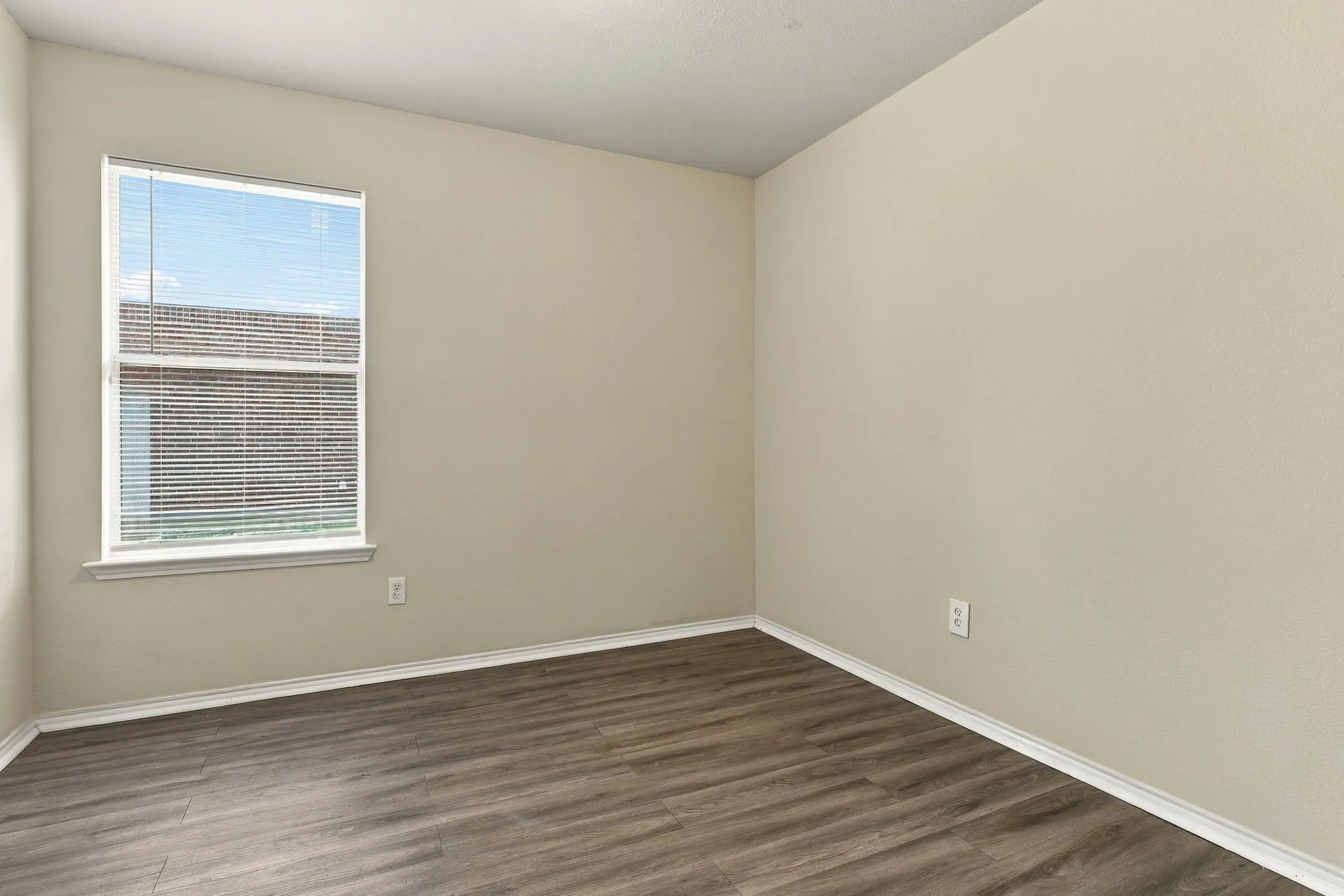 Single Family Residence For Sale in Travis County , 20121 Harrier Flight Trail, Pflugerville, Texas 78660, 4 Bedroom, 2 Bathroom, 2 Garage spaces, 1,936 Sqft, built in 2008, mls#21358955, Real Estate Agent in Pflugerville, Homes For Sale in Travis county, Homes For Sale in Pflugerville, Realtor in Pflugerville Texas, Real Estate Brokerage Independent Realty Texas, Luminita Cordes Realtor