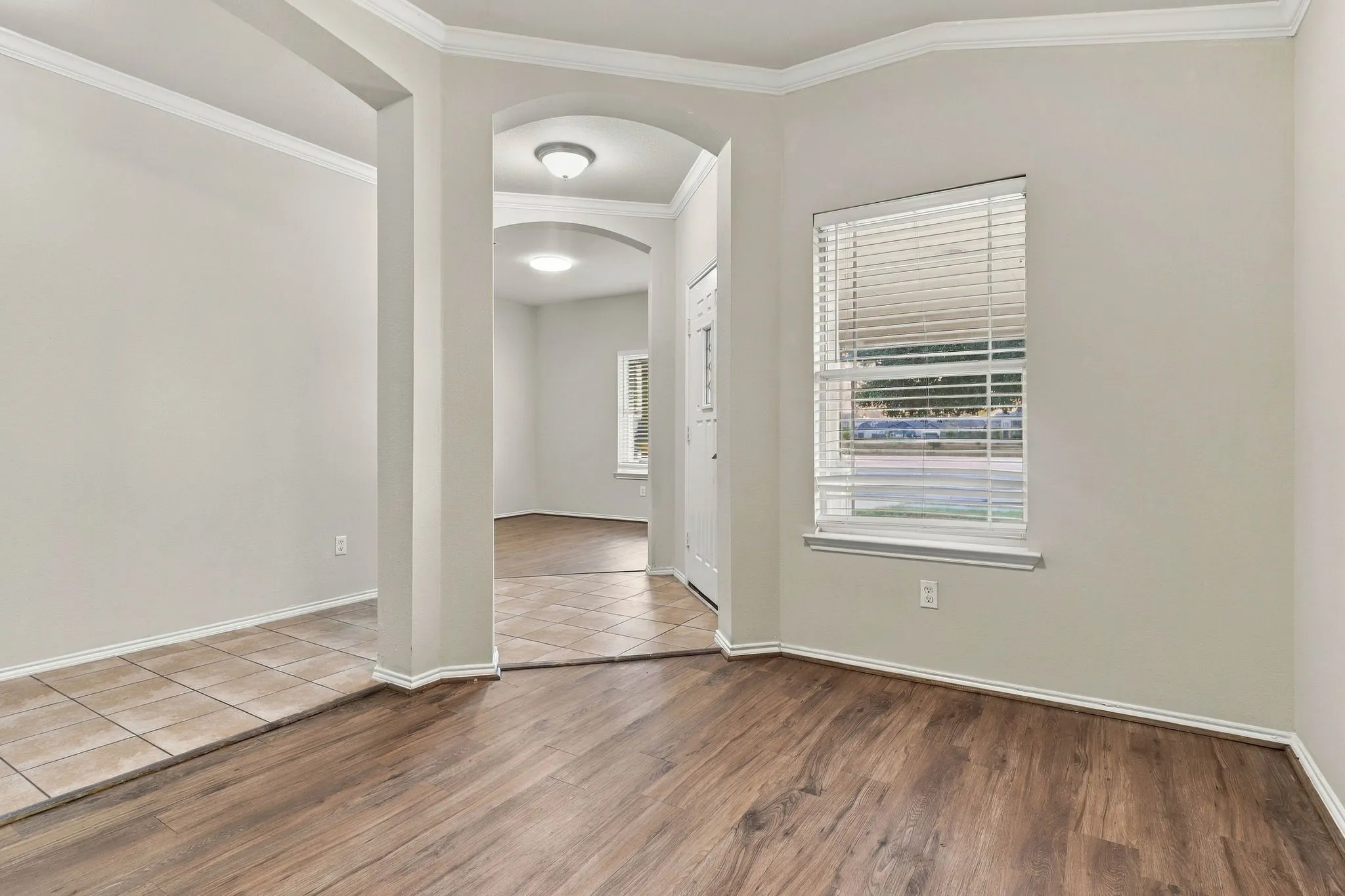 Single Family Residence For Sale in Travis County , 20121 Harrier Flight Trail, Pflugerville, Texas 78660, 4 Bedroom, 2 Bathroom, 2 Garage spaces, 1,936 Sqft, built in 2008, mls#21358955, Real Estate Agent in Pflugerville, Homes For Sale in Travis county, Homes For Sale in Pflugerville, Realtor in Pflugerville Texas, Real Estate Brokerage Independent Realty Texas, Luminita Cordes Realtor