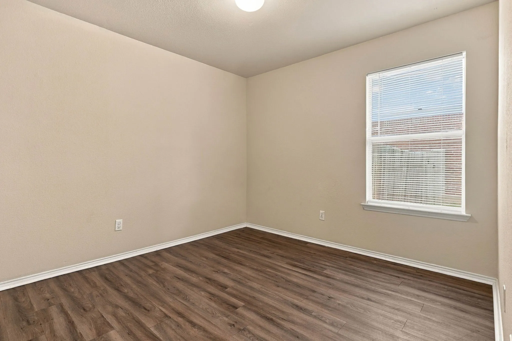 Single Family Residence For Sale in Travis County , 20121 Harrier Flight Trail, Pflugerville, Texas 78660, 4 Bedroom, 2 Bathroom, 2 Garage spaces, 1,936 Sqft, built in 2008, mls#21358955, Real Estate Agent in Pflugerville, Homes For Sale in Travis county, Homes For Sale in Pflugerville, Realtor in Pflugerville Texas, Real Estate Brokerage Independent Realty Texas, Luminita Cordes Realtor