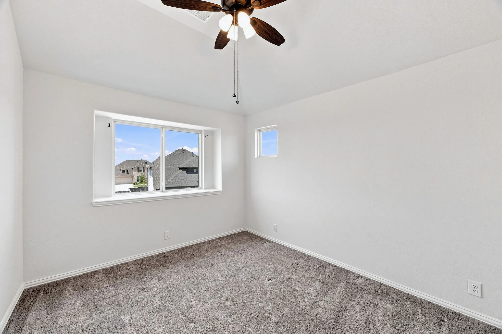 Single Family Residence For Sale in Denton County , 7217 Bird Cherry Lane, Little Elm, Texas 76227, 4 Bedroom, 3 Bathroom, 2 Garage spaces, 2,456 Sqft, built in 2022, mls#21330524, Real Estate Agent in Little Elm, Homes For Sale in Denton county, Homes For Sale in Little Elm, Realtor in Little Elm Texas, Real Estate Brokerage Independent Realty Texas, Luminita Cordes Realtor