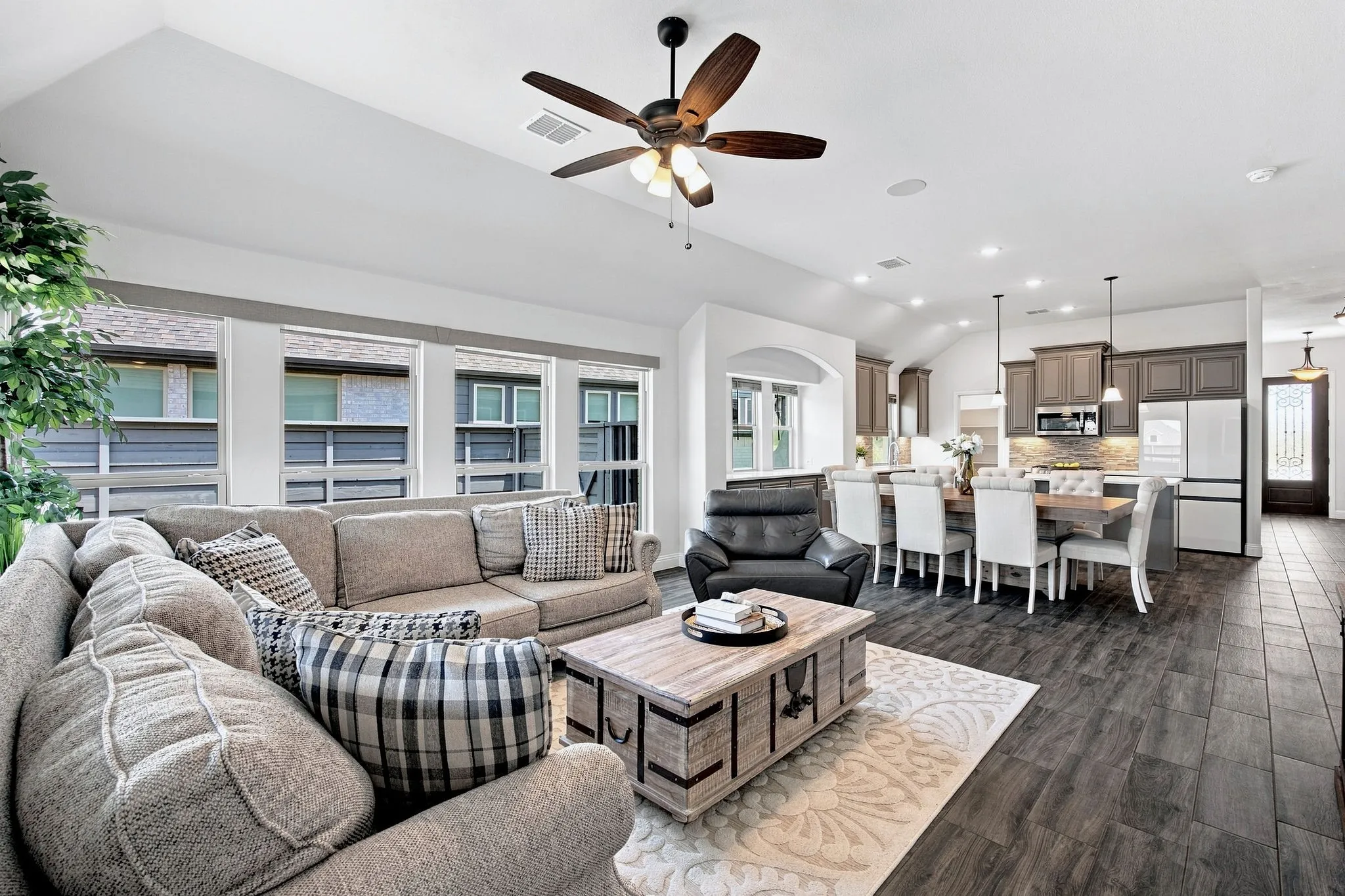 Single Family Residence For Sale in Denton County , 7217 Bird Cherry Lane, Little Elm, Texas 76227, 4 Bedroom, 3 Bathroom, 2 Garage spaces, 2,456 Sqft, built in 2022, mls#21330524, Real Estate Agent in Little Elm, Homes For Sale in Denton county, Homes For Sale in Little Elm, Realtor in Little Elm Texas, Real Estate Brokerage Independent Realty Texas, Luminita Cordes Realtor