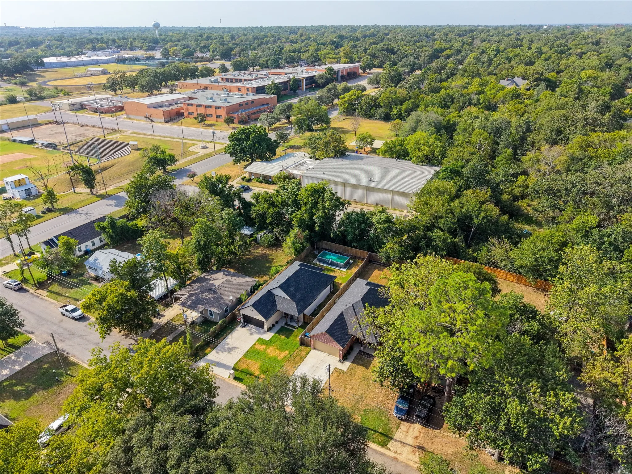 Single Family Residence For Sale in Grayson County , 519 W Ford Street, Denison, Texas 75020, 3 Bedroom, 2 Bathroom, 2 Garage spaces, 1,388 Sqft, built in 2023, mls#21358980, Real Estate Agent in Denison, Homes For Sale in Grayson county, Homes For Sale in Denison, Realtor in Denison Texas, Real Estate Brokerage Independent Realty Texas, Luminita Cordes Realtor