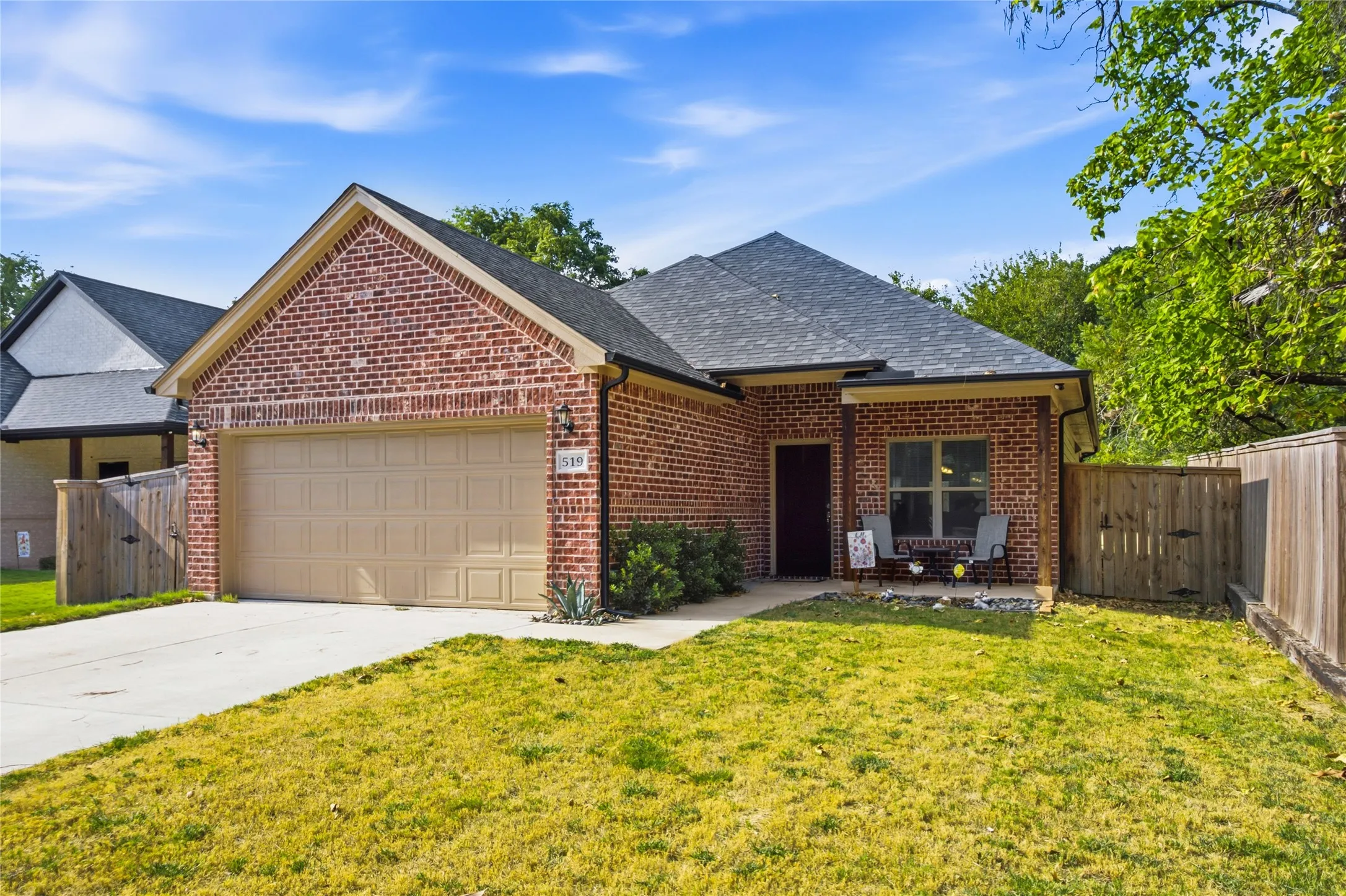 Single Family Residence For Sale in Grayson County , 519 W Ford Street, Denison, Texas 75020, 3 Bedroom, 2 Bathroom, 2 Garage spaces, 1,388 Sqft, built in 2023, mls#21358980, Real Estate Agent in Denison, Homes For Sale in Grayson county, Homes For Sale in Denison, Realtor in Denison Texas, Real Estate Brokerage Independent Realty Texas, Luminita Cordes Realtor
