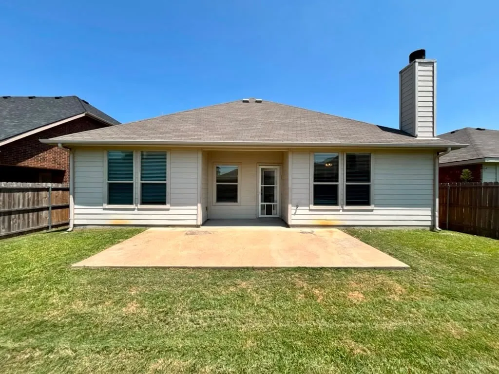 Single Family Residence For Sale in Kaufman County , 2047 Jack County Drive, Forney, Texas 75126, 4 Bedroom, 3 Bathroom, 2 Garage spaces, 2,588 Sqft, built in 2011, mls#21356131, Real Estate Agent in Forney, Homes For Sale in Kaufman county, Homes For Sale in Forney, Realtor in Forney Texas, Real Estate Brokerage Independent Realty Texas, Luminita Cordes Realtor