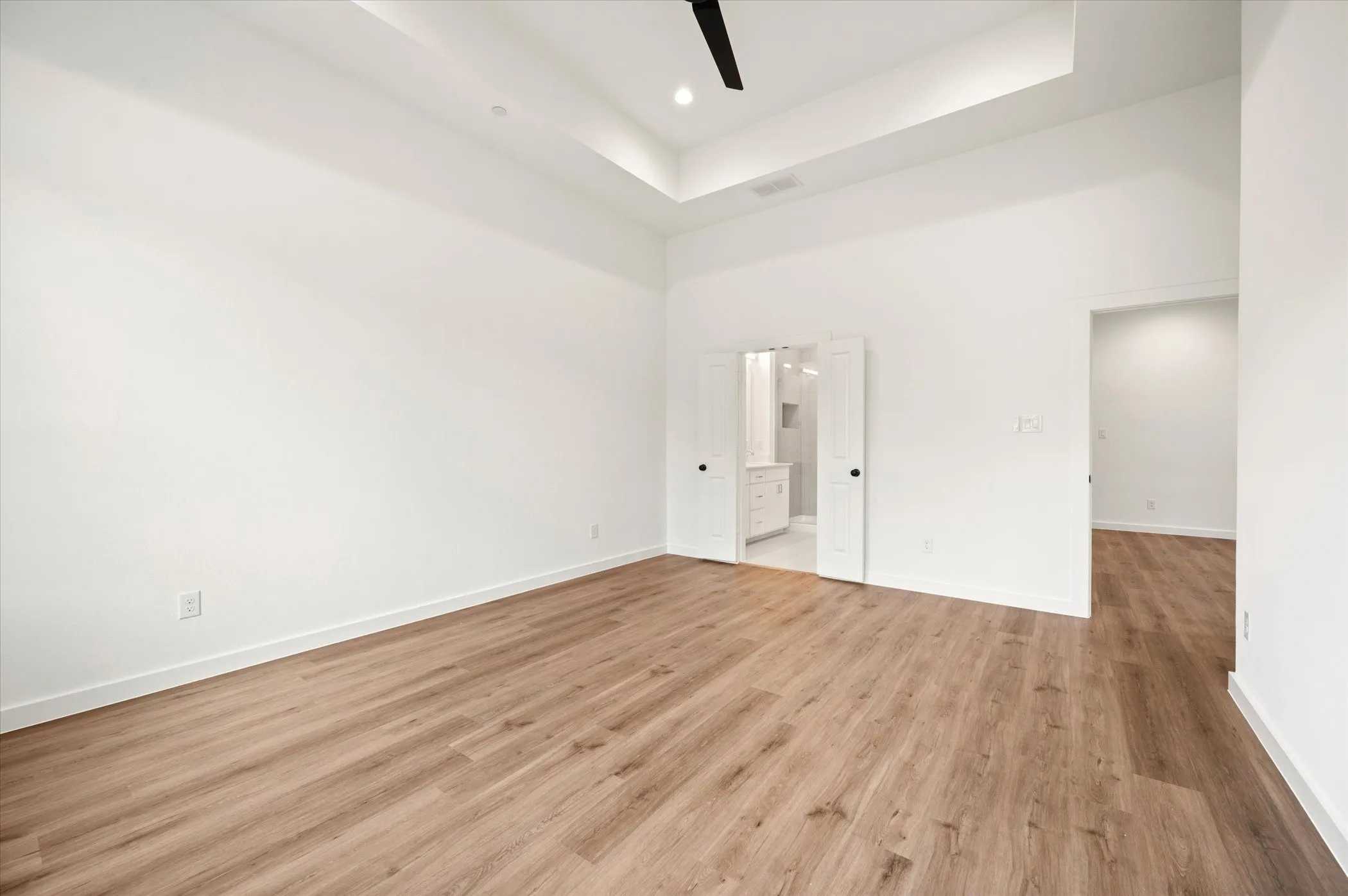 Single Family Residence For Rent in Tarrant County , 312 Tillery Circle, Grapevine, Texas 76051, 3 Bedroom, 3 Bathroom, 2 Garage spaces, 2,065 Sqft, built in 2023, mls#21359033, Real Estate Agent in Grapevine, Homes For Rent in Tarrant county, Homes For Rent in Grapevine, Realtor in Grapevine Texas, Real Estate Brokerage Independent Realty Texas, Luminita Cordes Realtor