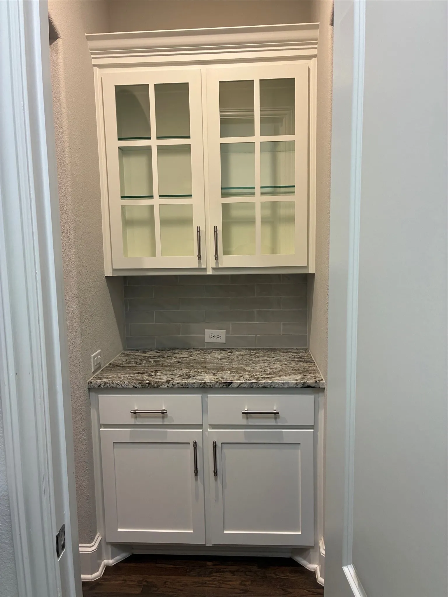 Single Family Residence For Sale in Collin County , 6220 Crystal Cove Court, Mc Kinney, Texas 75071, 4 Bedroom, 5 Bathroom, 3 Garage spaces, 4,061 Sqft, built in 2018, mls#21359040, Real Estate Agent in Mc Kinney, Homes For Sale in Collin county, Homes For Sale in Mc Kinney, Realtor in Mc Kinney Texas, Real Estate Brokerage Independent Realty Texas, Luminita Cordes Realtor