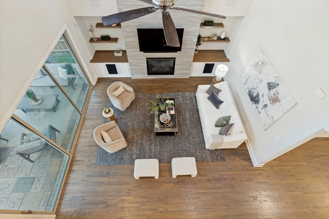 Single Family Residence For Sale in Collin County , 6220 Crystal Cove Court, Mc Kinney, Texas 75071, 4 Bedroom, 5 Bathroom, 3 Garage spaces, 4,061 Sqft, built in 2018, mls#21359040, Real Estate Agent in Mc Kinney, Homes For Sale in Collin county, Homes For Sale in Mc Kinney, Realtor in Mc Kinney Texas, Real Estate Brokerage Independent Realty Texas, Luminita Cordes Realtor
