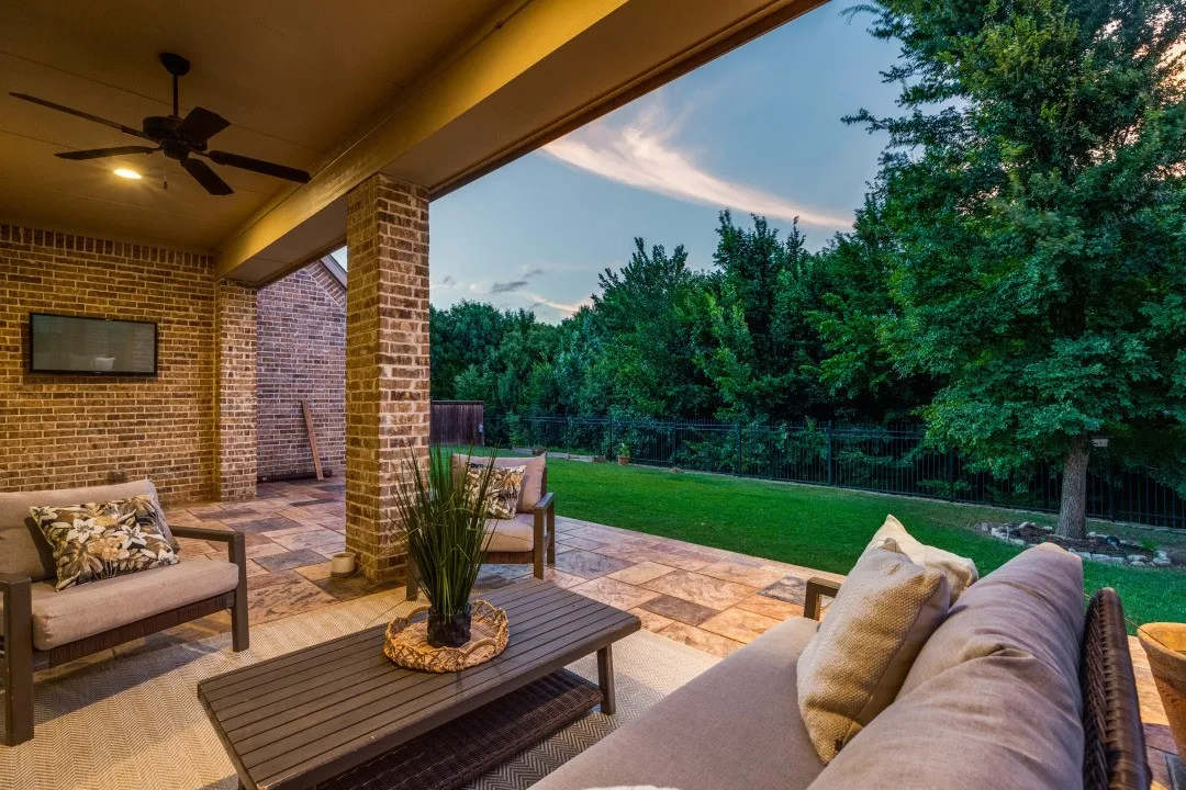 Single Family Residence For Sale in Collin County , 6220 Crystal Cove Court, Mc Kinney, Texas 75071, 4 Bedroom, 5 Bathroom, 3 Garage spaces, 4,061 Sqft, built in 2018, mls#21359040, Real Estate Agent in Mc Kinney, Homes For Sale in Collin county, Homes For Sale in Mc Kinney, Realtor in Mc Kinney Texas, Real Estate Brokerage Independent Realty Texas, Luminita Cordes Realtor