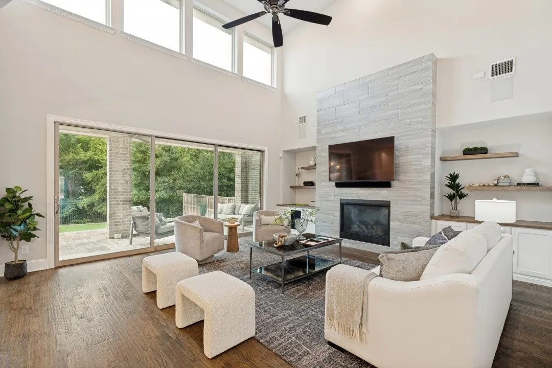 Single Family Residence For Sale in Collin County , 6220 Crystal Cove Court, Mc Kinney, Texas 75071, 4 Bedroom, 5 Bathroom, 3 Garage spaces, 4,061 Sqft, built in 2018, mls#21359040, Real Estate Agent in Mc Kinney, Homes For Sale in Collin county, Homes For Sale in Mc Kinney, Realtor in Mc Kinney Texas, Real Estate Brokerage Independent Realty Texas, Luminita Cordes Realtor