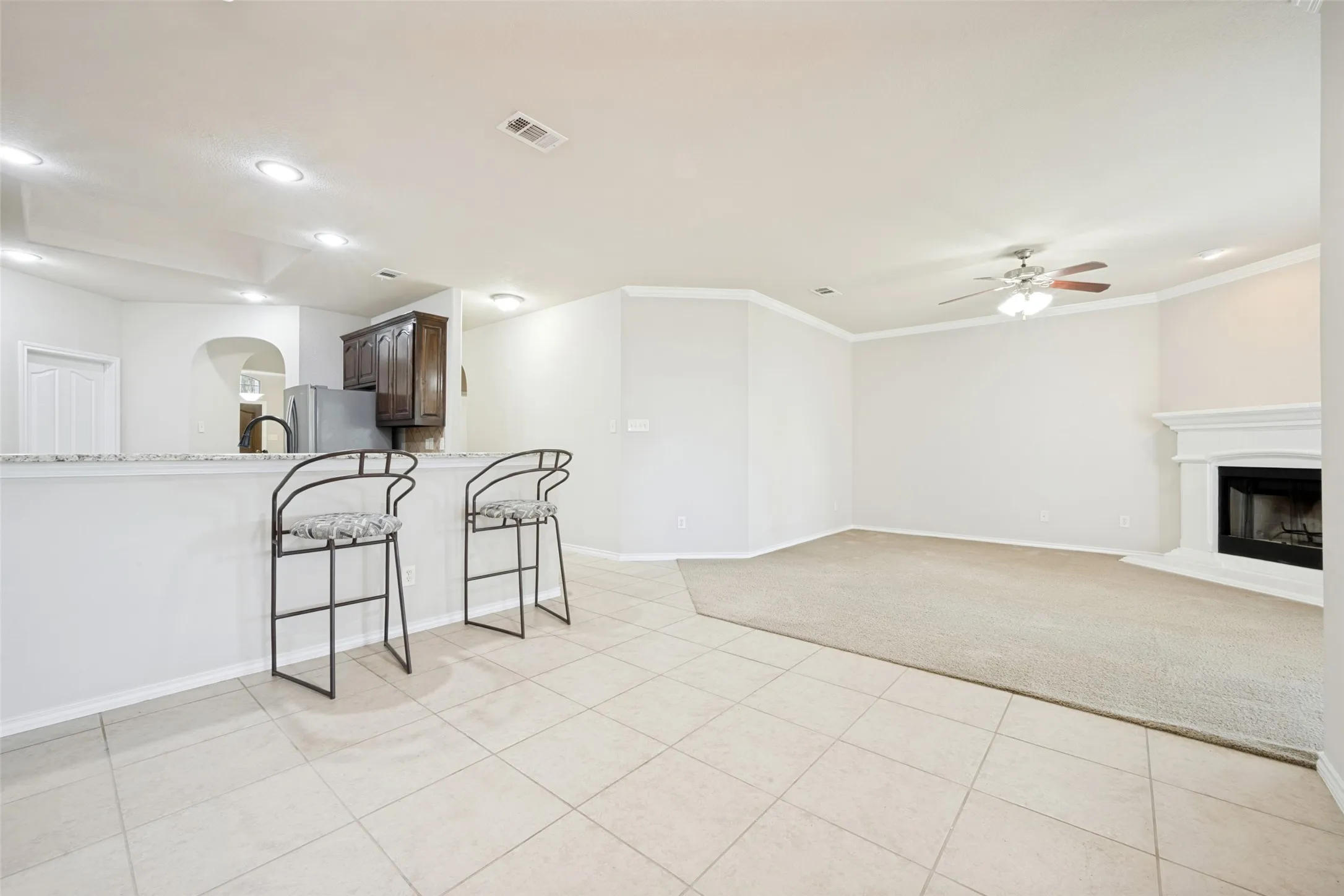 Single Family Residence For Sale in Denton County , 3225 Buckthorn Lane, Denton, Texas 76226, 3 Bedroom, 2 Bathroom, 2 Garage spaces, 1,872 Sqft, built in 2008, mls#21352791, Real Estate Agent in Denton, Homes For Sale in Denton county, Homes For Sale in Denton, Realtor in Denton Texas, Real Estate Brokerage Independent Realty Texas, Luminita Cordes Realtor