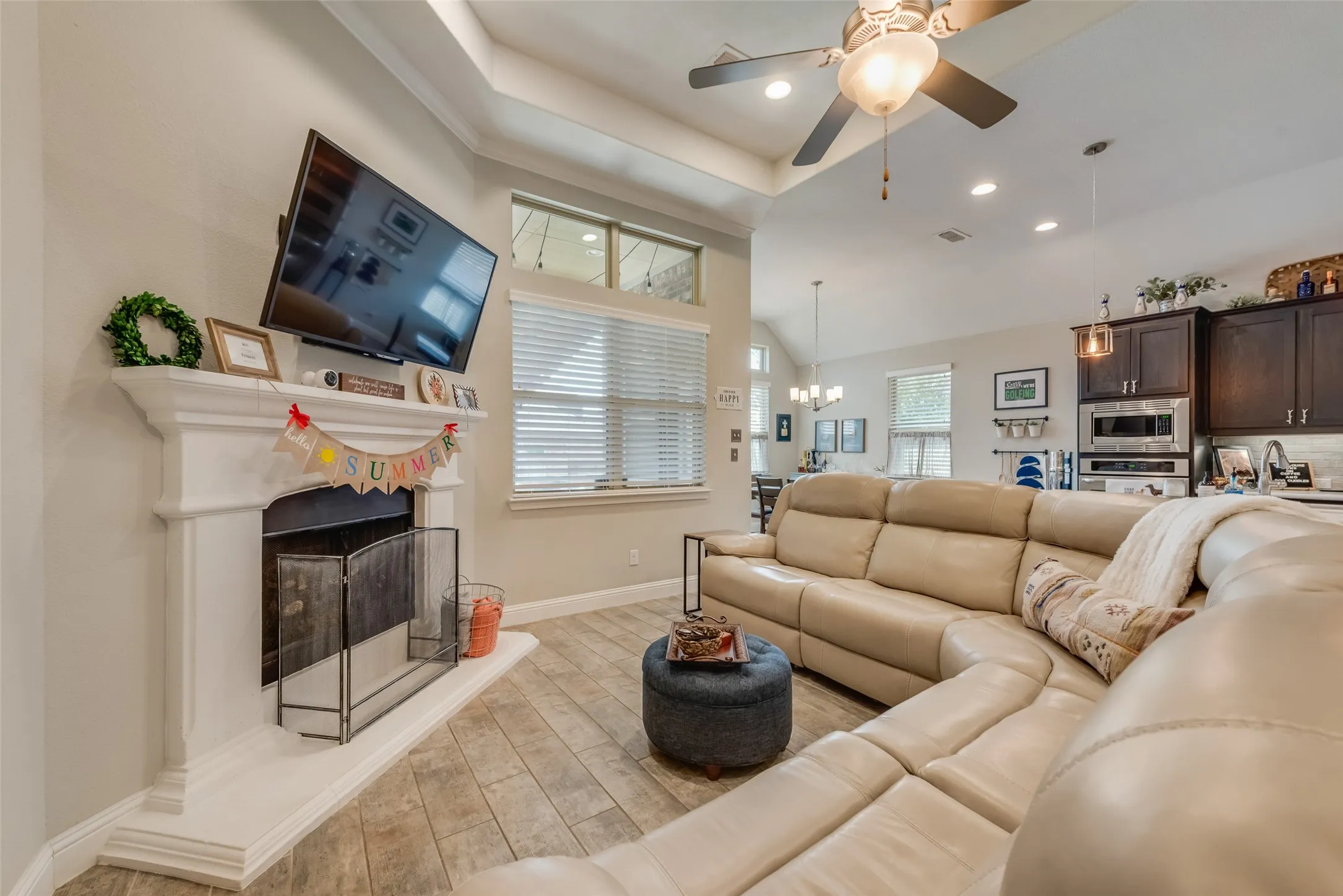 Single Family Residence For Sale in Tarrant County , 5001 Stockwhip Drive, Fort Worth, Texas 76036, 3 Bedroom, 2 Bathroom, 2 Garage spaces, 1,855 Sqft, built in 2017, mls#21358977, Real Estate Agent in Fort Worth, Homes For Sale in Tarrant county, Homes For Sale in Fort Worth, Realtor in Fort Worth Texas, Real Estate Brokerage Independent Realty Texas, Luminita Cordes Realtor