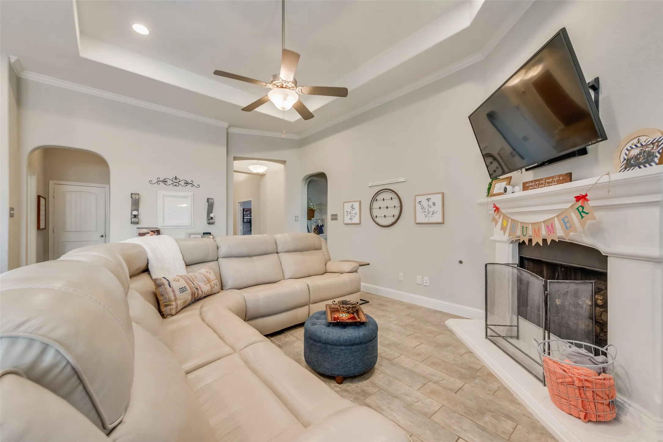 Single Family Residence For Sale in Tarrant County , 5001 Stockwhip Drive, Fort Worth, Texas 76036, 3 Bedroom, 2 Bathroom, 2 Garage spaces, 1,855 Sqft, built in 2017, mls#21358977, Real Estate Agent in Fort Worth, Homes For Sale in Tarrant county, Homes For Sale in Fort Worth, Realtor in Fort Worth Texas, Real Estate Brokerage Independent Realty Texas, Luminita Cordes Realtor