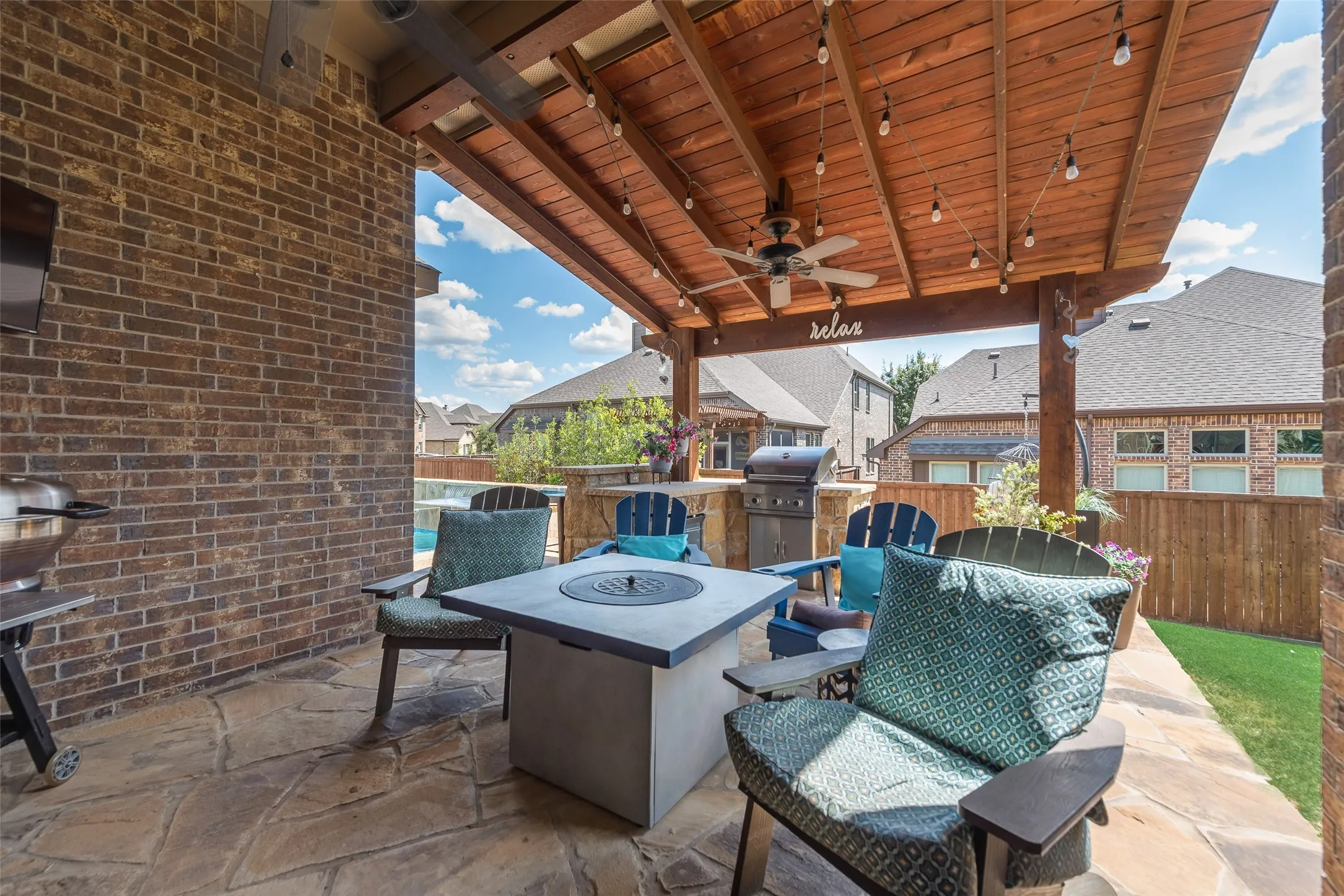 Single Family Residence For Sale in Tarrant County , 5001 Stockwhip Drive, Fort Worth, Texas 76036, 3 Bedroom, 2 Bathroom, 2 Garage spaces, 1,855 Sqft, built in 2017, mls#21358977, Real Estate Agent in Fort Worth, Homes For Sale in Tarrant county, Homes For Sale in Fort Worth, Realtor in Fort Worth Texas, Real Estate Brokerage Independent Realty Texas, Luminita Cordes Realtor