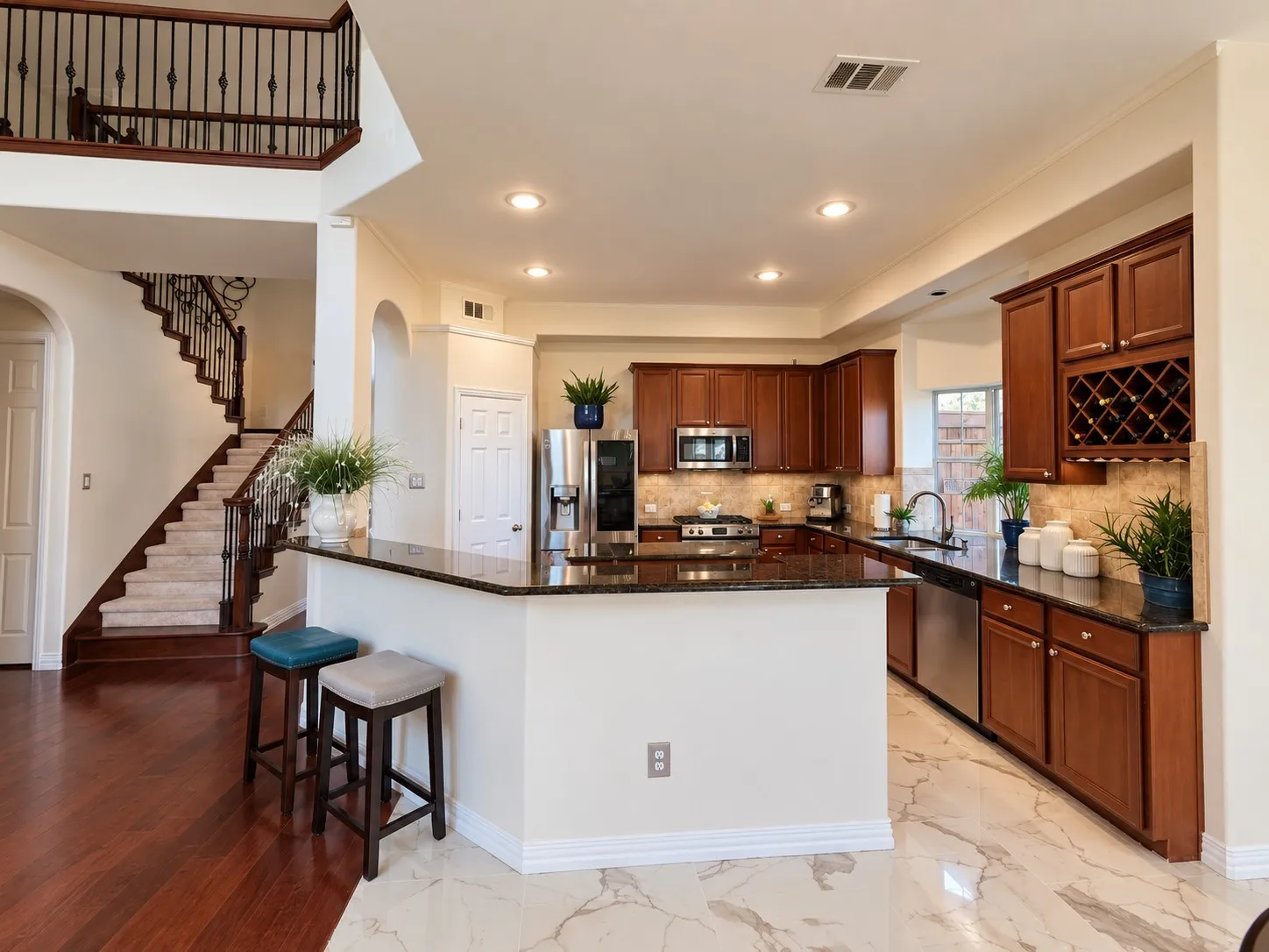 Single Family Residence For Sale in Denton County , 12590 Alfa Romeo Way, Frisco, Texas 75033, 4 Bedroom, 4 Bathroom, 2 Garage spaces, 3,707 Sqft, built in 2006, mls#21356211, Real Estate Agent in Frisco, Homes For Sale in Denton county, Homes For Sale in Frisco, Realtor in Frisco Texas, Real Estate Brokerage Independent Realty Texas, Luminita Cordes Realtor