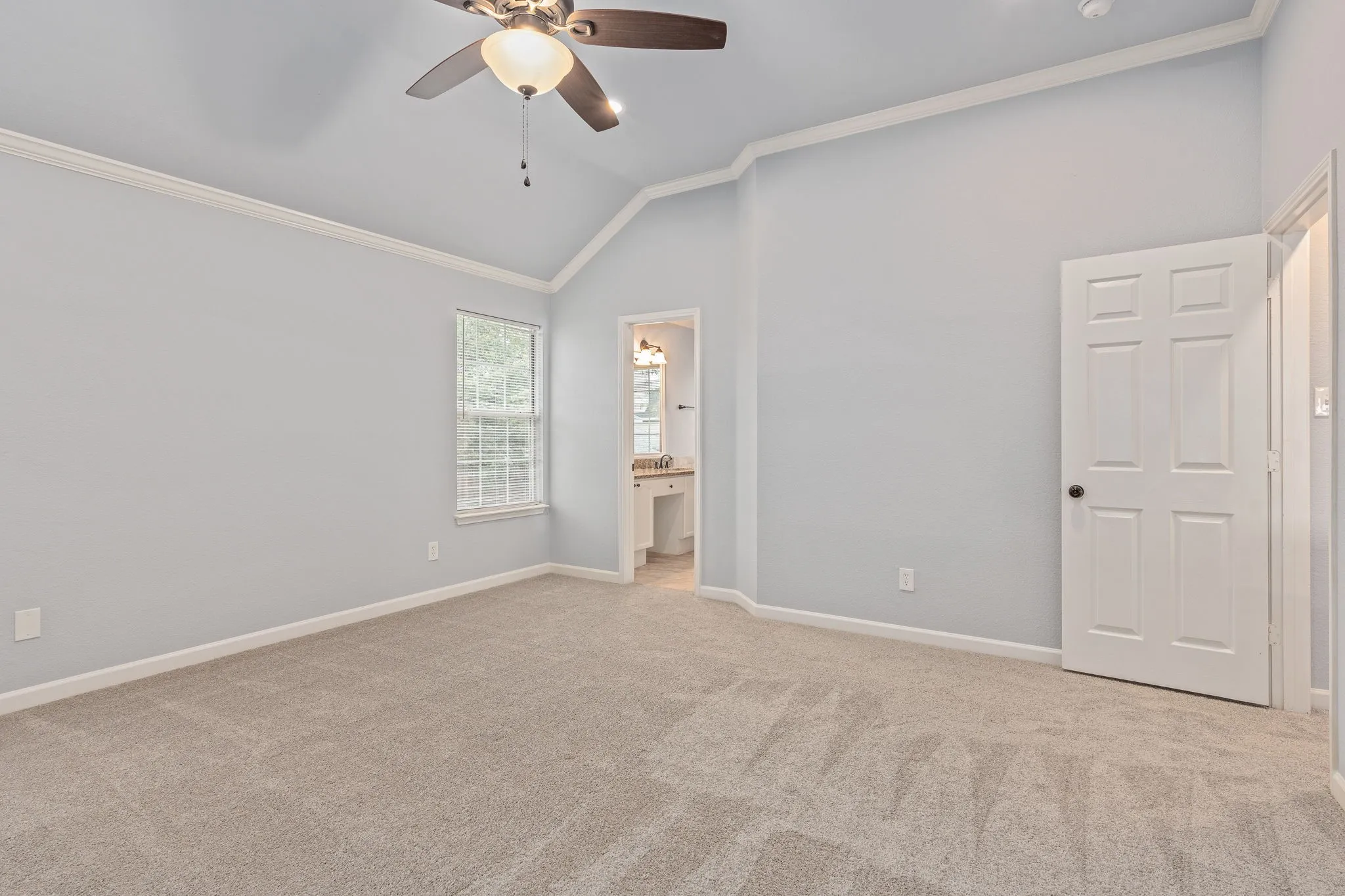 Single Family Residence For Rent in Denton County , 1704 Sandera Court, Flower Mound, Texas 75028, 4 Bedroom, 3 Bathroom, 2 Garage spaces, 2,034 Sqft, built in 1992, mls#21355399, Real Estate Agent in Flower Mound, Homes For Rent in Denton county, Homes For Rent in Flower Mound, Realtor in Flower Mound Texas, Real Estate Brokerage Independent Realty Texas, Luminita Cordes Realtor