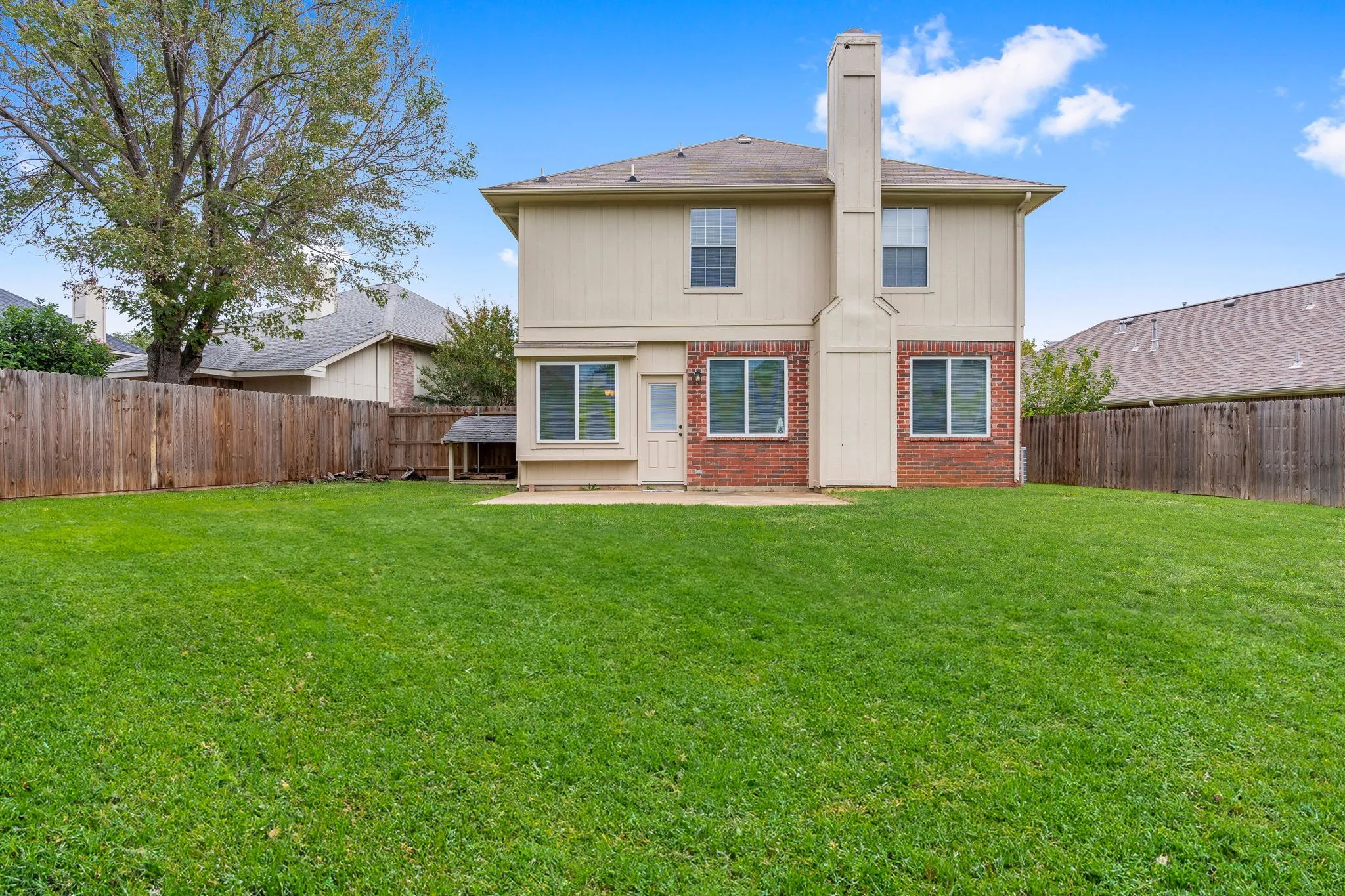 Single Family Residence For Rent in Denton County , 1704 Sandera Court, Flower Mound, Texas 75028, 4 Bedroom, 3 Bathroom, 2 Garage spaces, 2,034 Sqft, built in 1992, mls#21355399, Real Estate Agent in Flower Mound, Homes For Rent in Denton county, Homes For Rent in Flower Mound, Realtor in Flower Mound Texas, Real Estate Brokerage Independent Realty Texas, Luminita Cordes Realtor