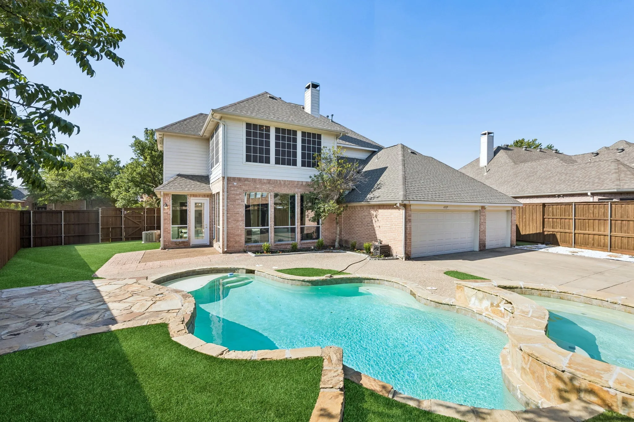 Single Family Residence For Sale in Collin County , 4529 Copper Mountain Lane, Richardson, Texas 75082, 5 Bedroom, 4 Bathroom, 3 Garage spaces, 3,531 Sqft, built in 1999, mls#21356296, Real Estate Agent in Richardson, Homes For Sale in Collin county, Homes For Sale in Richardson, Realtor in Richardson Texas, Real Estate Brokerage Independent Realty Texas, Luminita Cordes Realtor