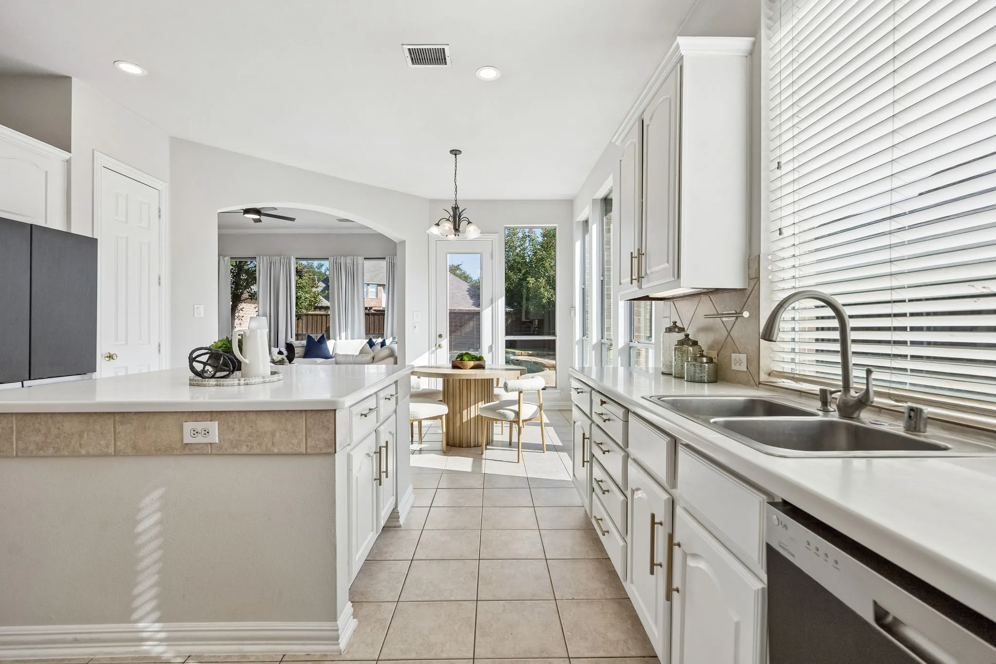 Single Family Residence For Sale in Collin County , 4529 Copper Mountain Lane, Richardson, Texas 75082, 5 Bedroom, 4 Bathroom, 3 Garage spaces, 3,531 Sqft, built in 1999, mls#21356296, Real Estate Agent in Richardson, Homes For Sale in Collin county, Homes For Sale in Richardson, Realtor in Richardson Texas, Real Estate Brokerage Independent Realty Texas, Luminita Cordes Realtor