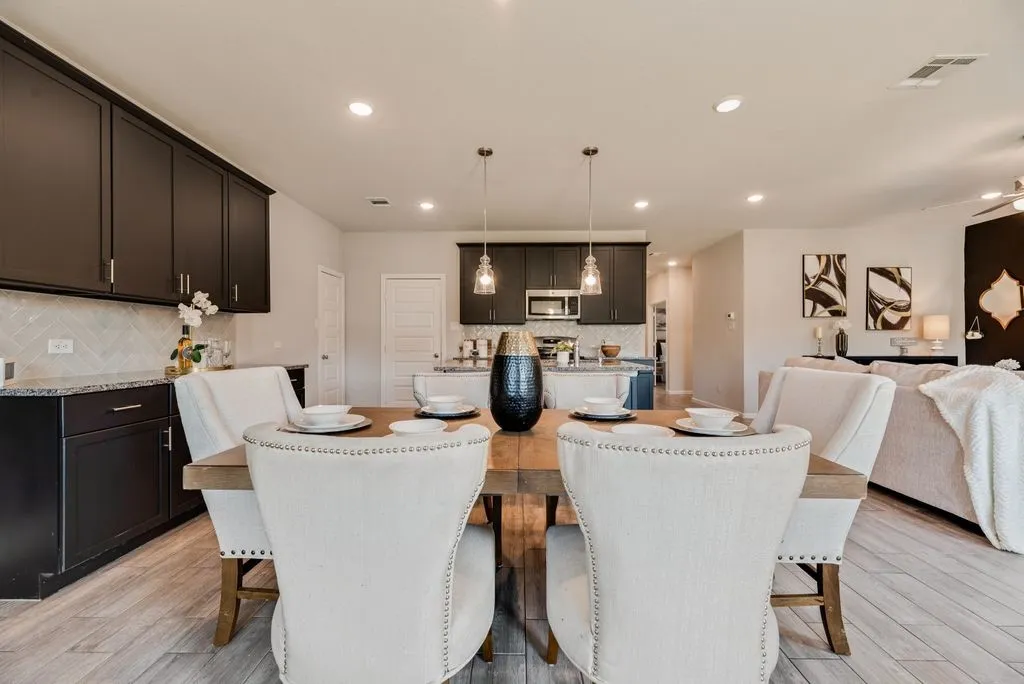 Single Family Residence For Sale in Collin County , 432 Delmar Drive, Princeton, Texas 75407, 5 Bedroom, 3 Bathroom, 2 Garage spaces, 2,398 Sqft, built in 2023, mls#21354182, Real Estate Agent in Princeton, Homes For Sale in Collin county, Homes For Sale in Princeton, Realtor in Princeton Texas, Real Estate Brokerage Independent Realty Texas, Luminita Cordes Realtor