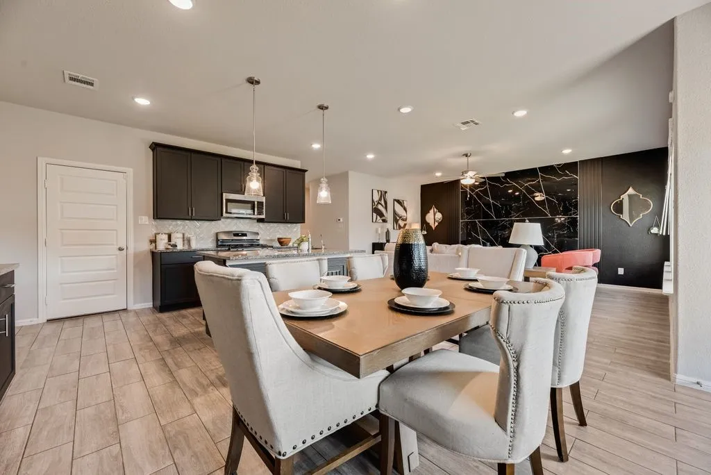 Single Family Residence For Sale in Collin County , 432 Delmar Drive, Princeton, Texas 75407, 5 Bedroom, 3 Bathroom, 2 Garage spaces, 2,398 Sqft, built in 2023, mls#21354182, Real Estate Agent in Princeton, Homes For Sale in Collin county, Homes For Sale in Princeton, Realtor in Princeton Texas, Real Estate Brokerage Independent Realty Texas, Luminita Cordes Realtor