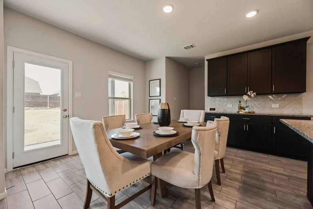Single Family Residence For Sale in Collin County , 432 Delmar Drive, Princeton, Texas 75407, 5 Bedroom, 3 Bathroom, 2 Garage spaces, 2,398 Sqft, built in 2023, mls#21354182, Real Estate Agent in Princeton, Homes For Sale in Collin county, Homes For Sale in Princeton, Realtor in Princeton Texas, Real Estate Brokerage Independent Realty Texas, Luminita Cordes Realtor