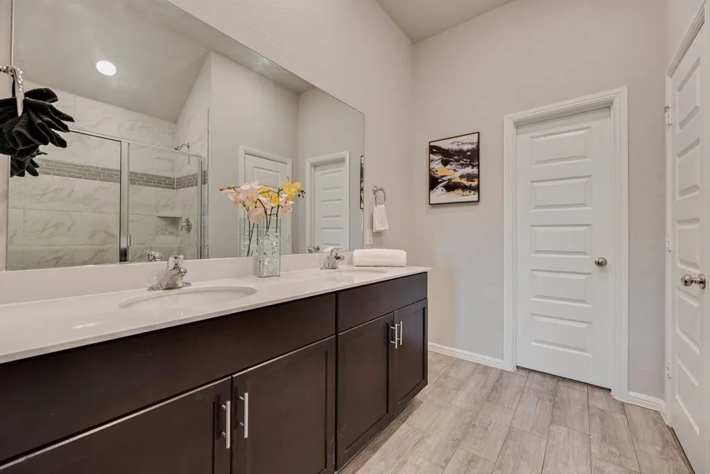 Single Family Residence For Sale in Collin County , 432 Delmar Drive, Princeton, Texas 75407, 5 Bedroom, 3 Bathroom, 2 Garage spaces, 2,398 Sqft, built in 2023, mls#21354182, Real Estate Agent in Princeton, Homes For Sale in Collin county, Homes For Sale in Princeton, Realtor in Princeton Texas, Real Estate Brokerage Independent Realty Texas, Luminita Cordes Realtor