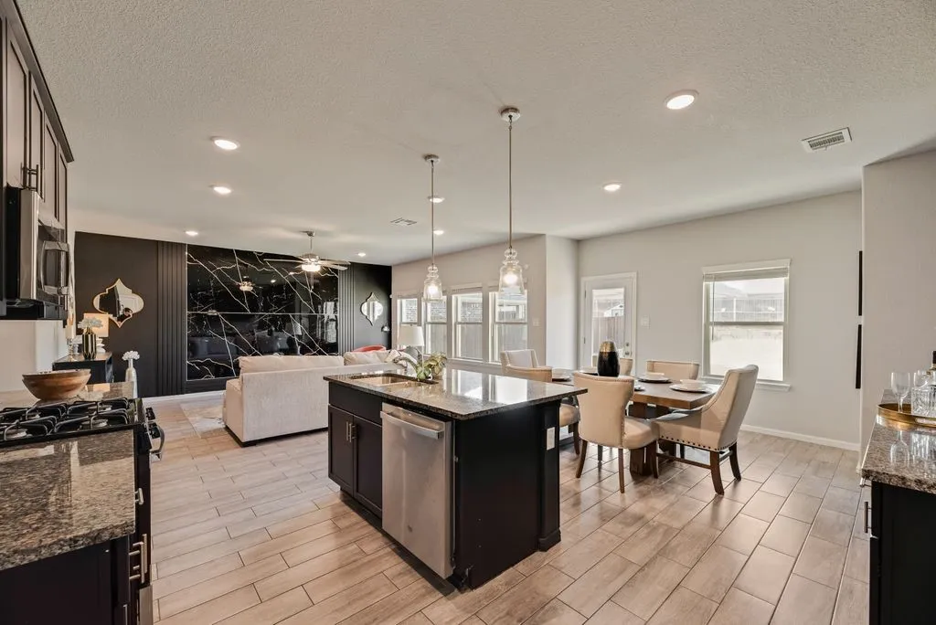 Single Family Residence For Sale in Collin County , 432 Delmar Drive, Princeton, Texas 75407, 5 Bedroom, 3 Bathroom, 2 Garage spaces, 2,398 Sqft, built in 2023, mls#21354182, Real Estate Agent in Princeton, Homes For Sale in Collin county, Homes For Sale in Princeton, Realtor in Princeton Texas, Real Estate Brokerage Independent Realty Texas, Luminita Cordes Realtor