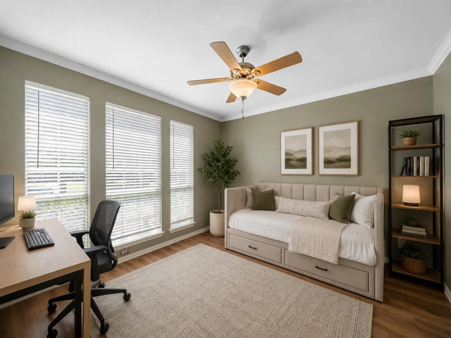 Single Family Residence For Sale in Collin County , 7113 Fieldstone Drive, Frisco, Texas 75034, 4 Bedroom, 3 Bathroom, 2 Garage spaces, 2,926 Sqft, built in 1995, mls#21359059, Real Estate Agent in Frisco, Homes For Sale in Collin county, Homes For Sale in Frisco, Realtor in Frisco Texas, Real Estate Brokerage Independent Realty Texas, Luminita Cordes Realtor