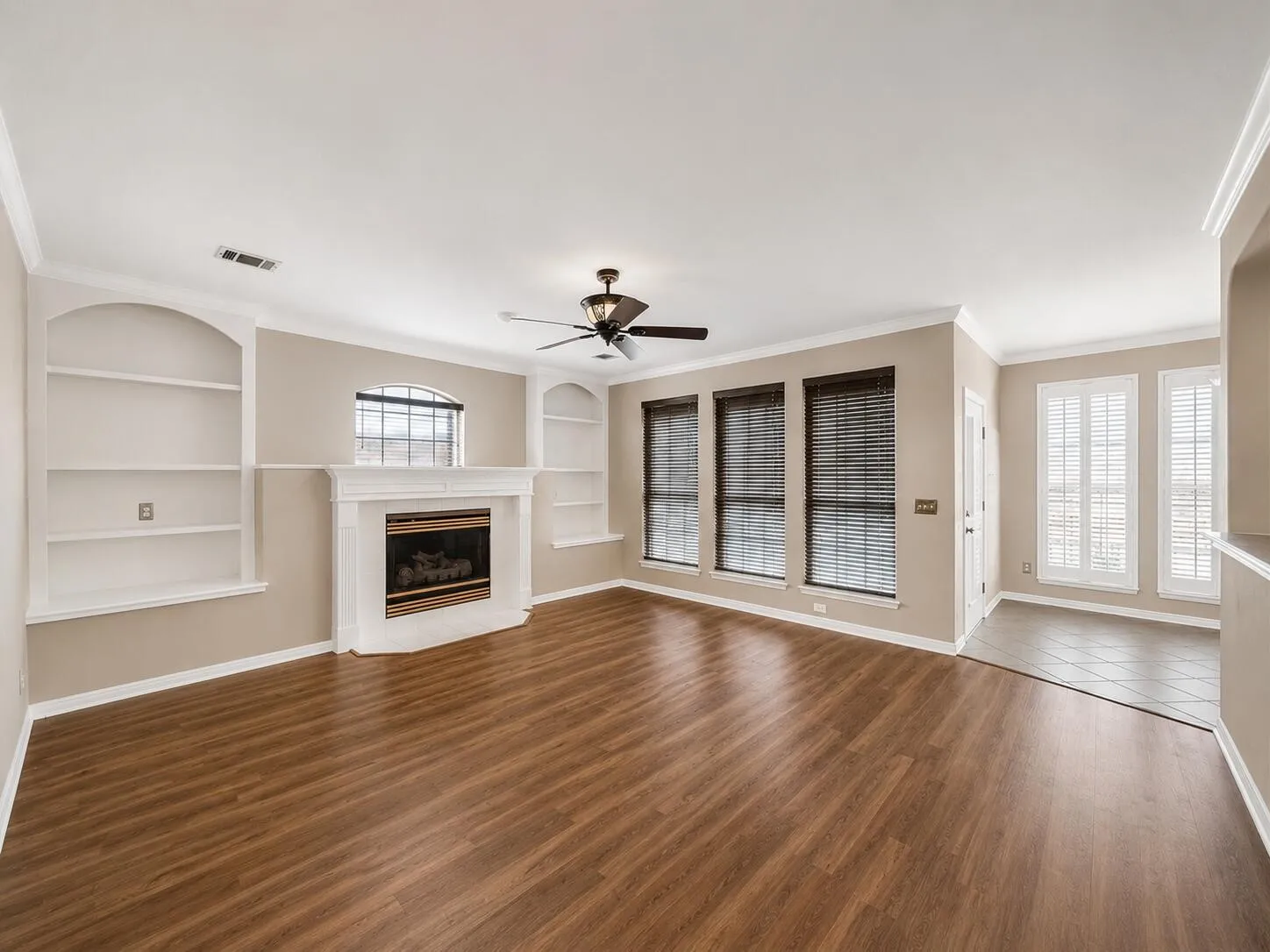 Single Family Residence For Sale in Collin County , 7113 Fieldstone Drive, Frisco, Texas 75034, 4 Bedroom, 3 Bathroom, 2 Garage spaces, 2,926 Sqft, built in 1995, mls#21359059, Real Estate Agent in Frisco, Homes For Sale in Collin county, Homes For Sale in Frisco, Realtor in Frisco Texas, Real Estate Brokerage Independent Realty Texas, Luminita Cordes Realtor