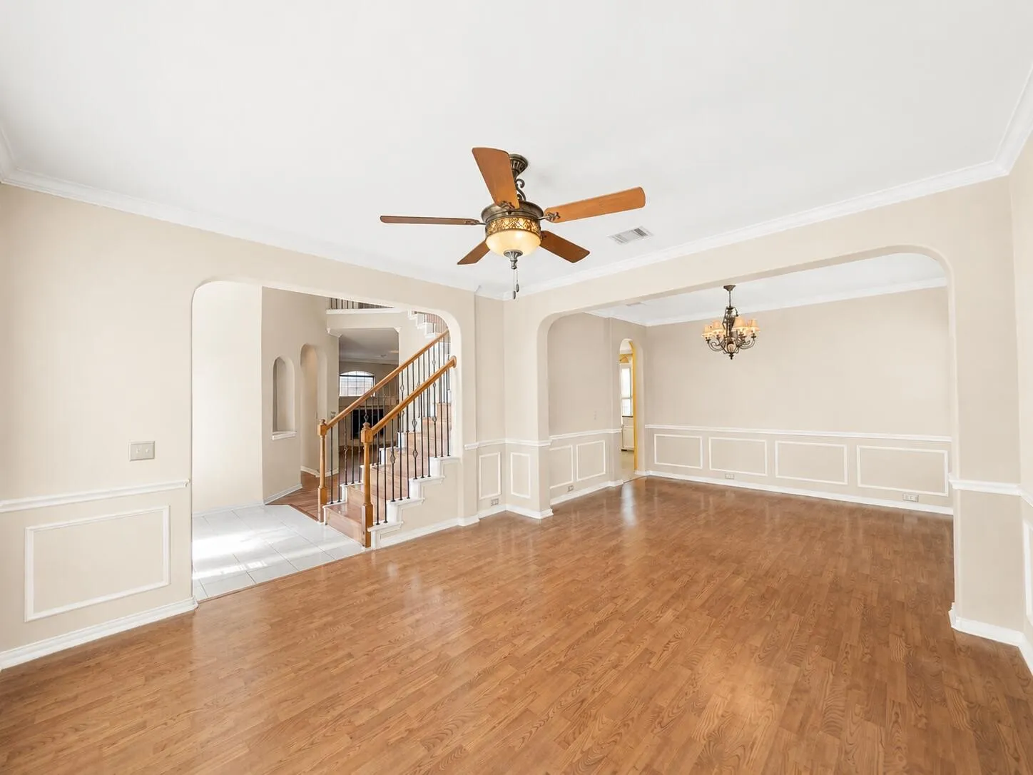 Single Family Residence For Sale in Collin County , 7113 Fieldstone Drive, Frisco, Texas 75034, 4 Bedroom, 3 Bathroom, 2 Garage spaces, 2,926 Sqft, built in 1995, mls#21359059, Real Estate Agent in Frisco, Homes For Sale in Collin county, Homes For Sale in Frisco, Realtor in Frisco Texas, Real Estate Brokerage Independent Realty Texas, Luminita Cordes Realtor