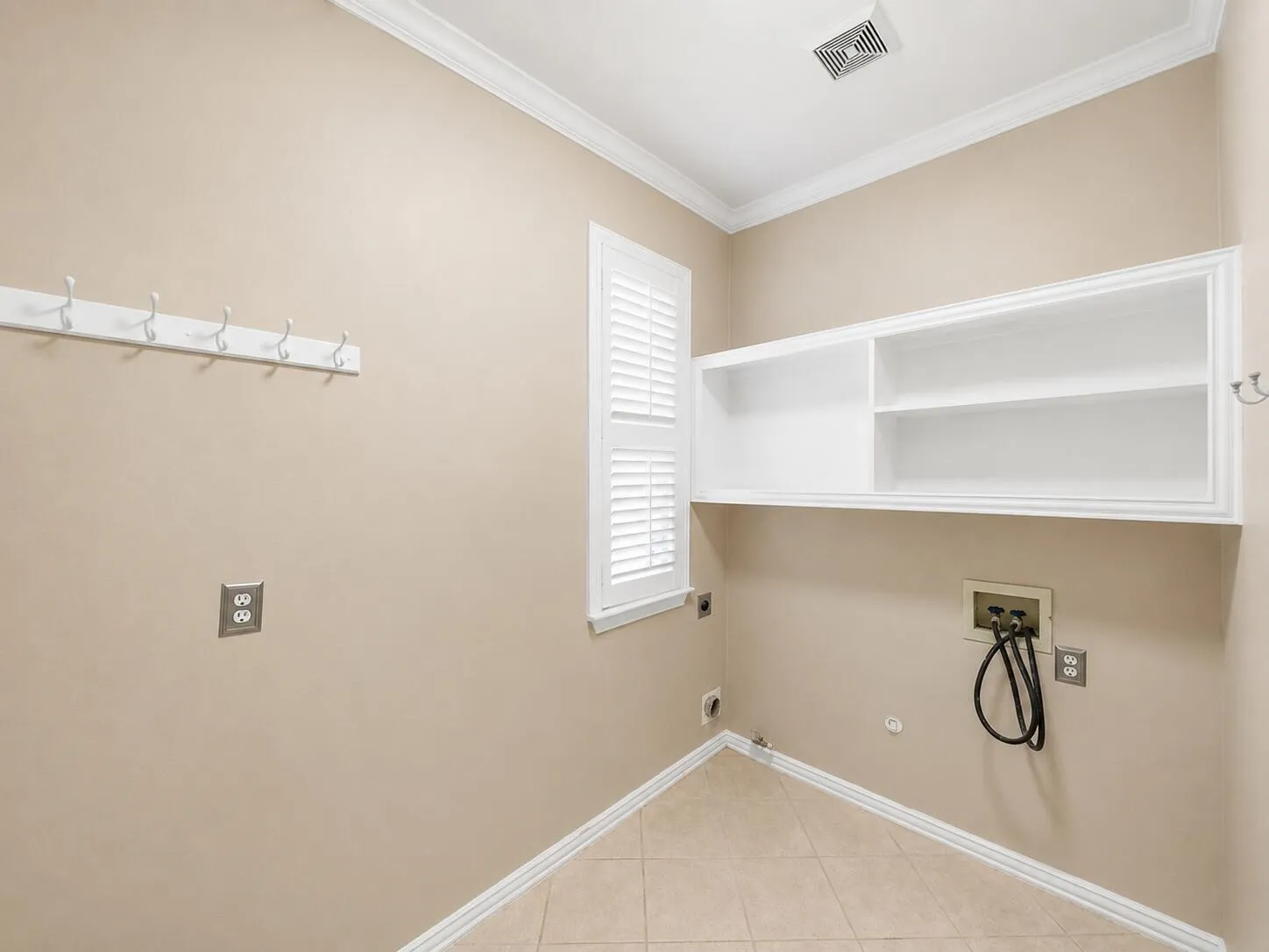 Single Family Residence For Sale in Collin County , 7113 Fieldstone Drive, Frisco, Texas 75034, 4 Bedroom, 3 Bathroom, 2 Garage spaces, 2,926 Sqft, built in 1995, mls#21359059, Real Estate Agent in Frisco, Homes For Sale in Collin county, Homes For Sale in Frisco, Realtor in Frisco Texas, Real Estate Brokerage Independent Realty Texas, Luminita Cordes Realtor
