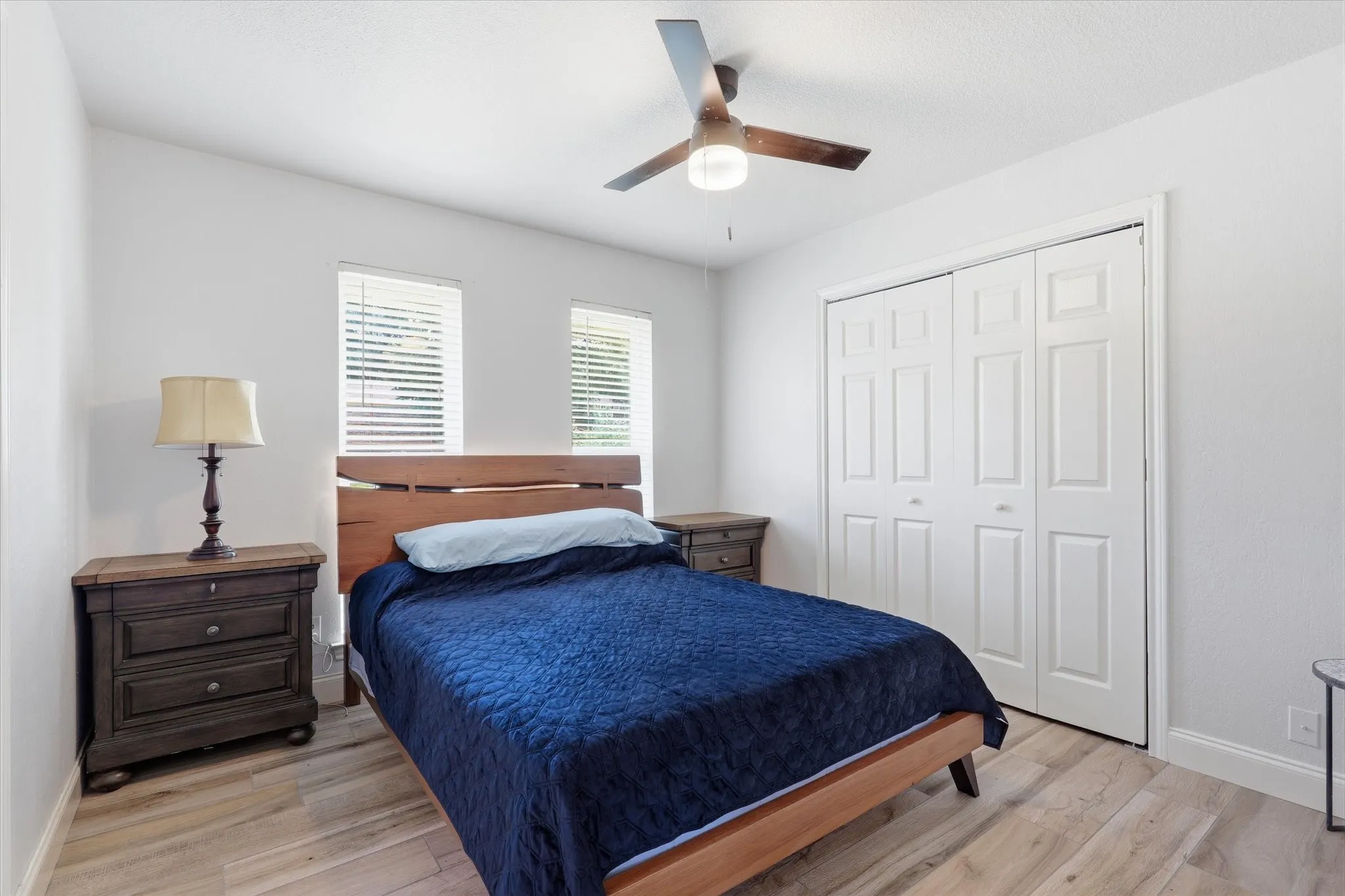 Single Family Residence For Sale in Dallas County , 3506 Valley View Lane, Garland, Texas 75043, 4 Bedroom, 3 Bathroom, 2 Garage spaces, 2,033 Sqft, built in 1974, mls#21357937, Real Estate Agent in Garland, Homes For Sale in Dallas county, Homes For Sale in Garland, Realtor in Garland Texas, Real Estate Brokerage Independent Realty Texas, Luminita Cordes Realtor