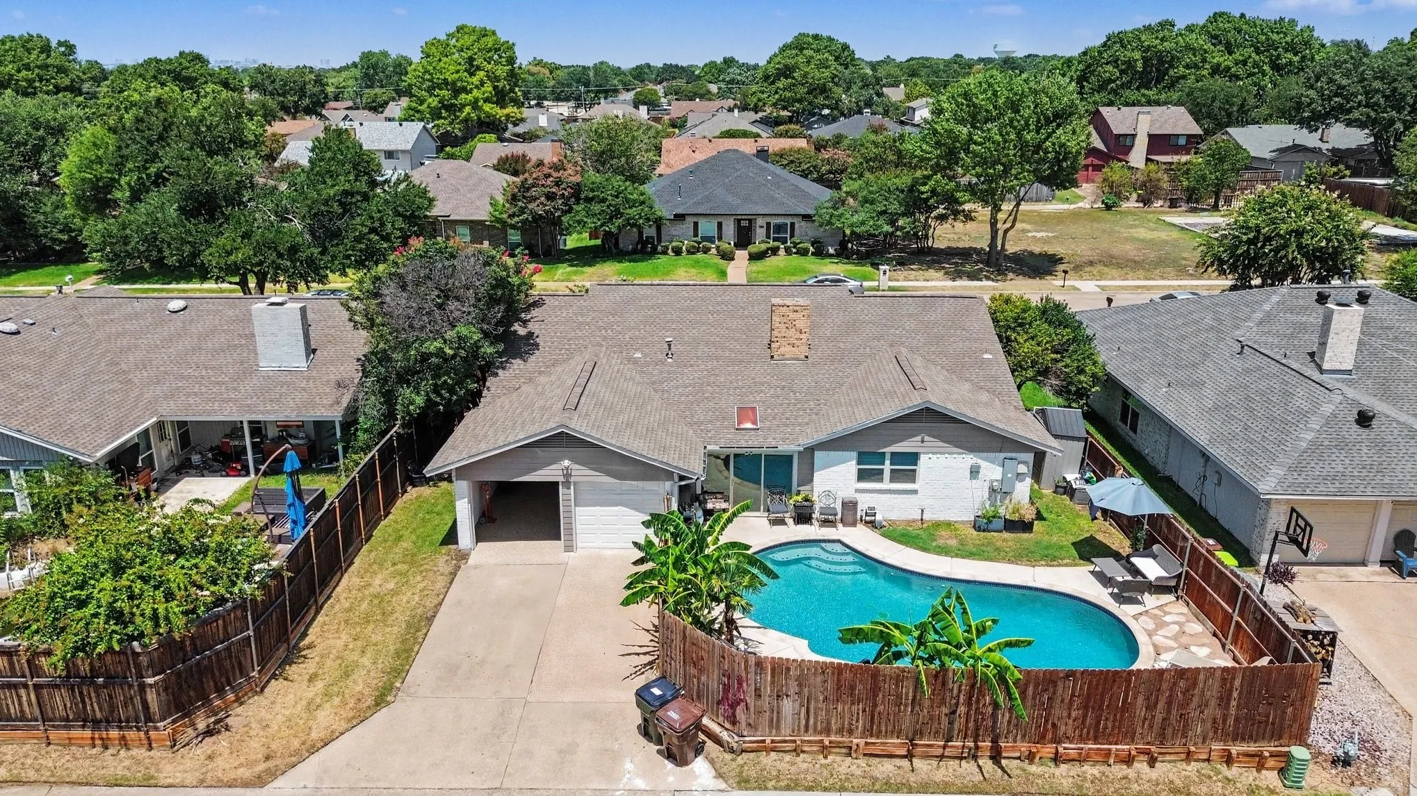 Single Family Residence For Sale in Collin County , 4436 Cleveland Drive, Plano, Texas 75093, 4 Bedroom, 2 Bathroom, 2 Garage spaces, 2,221 Sqft, built in 1979, mls#21357160, Real Estate Agent in Plano, Homes For Sale in Collin county, Homes For Sale in Plano, Realtor in Plano Texas, Real Estate Brokerage Independent Realty Texas, Luminita Cordes Realtor